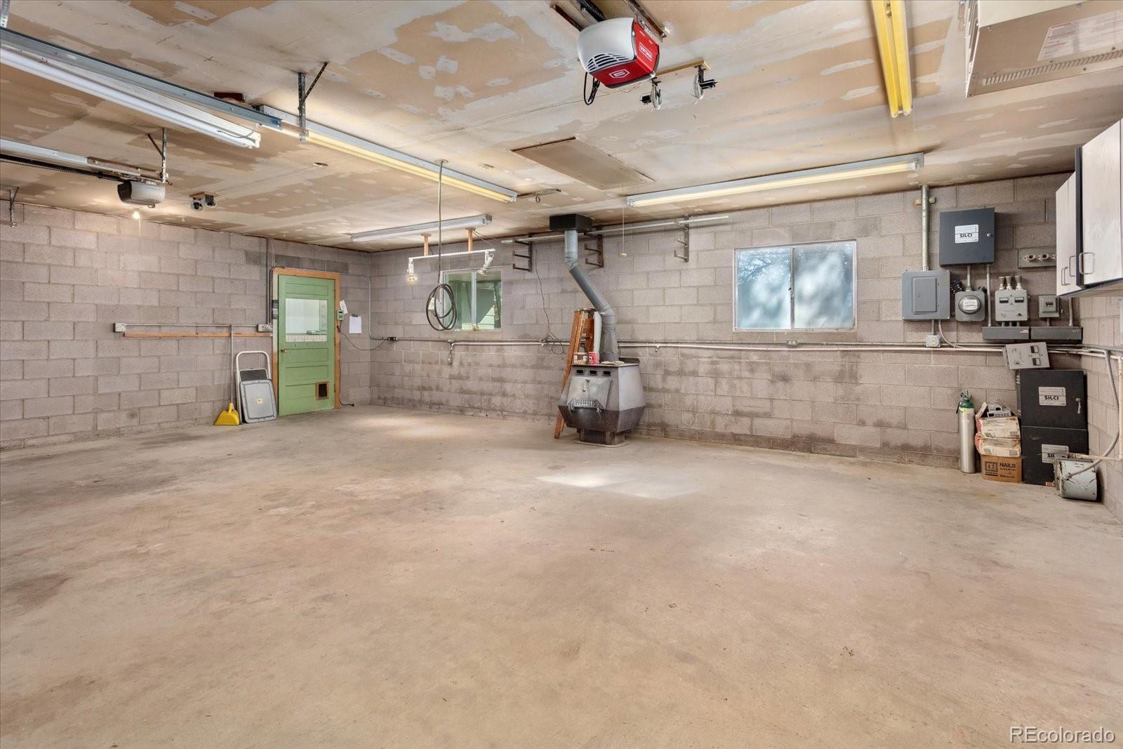 Salida, Colorado, 81201, United States, 4 Bedrooms Bedrooms, ,1 BathroomBathrooms,Residential,For Sale,1985745