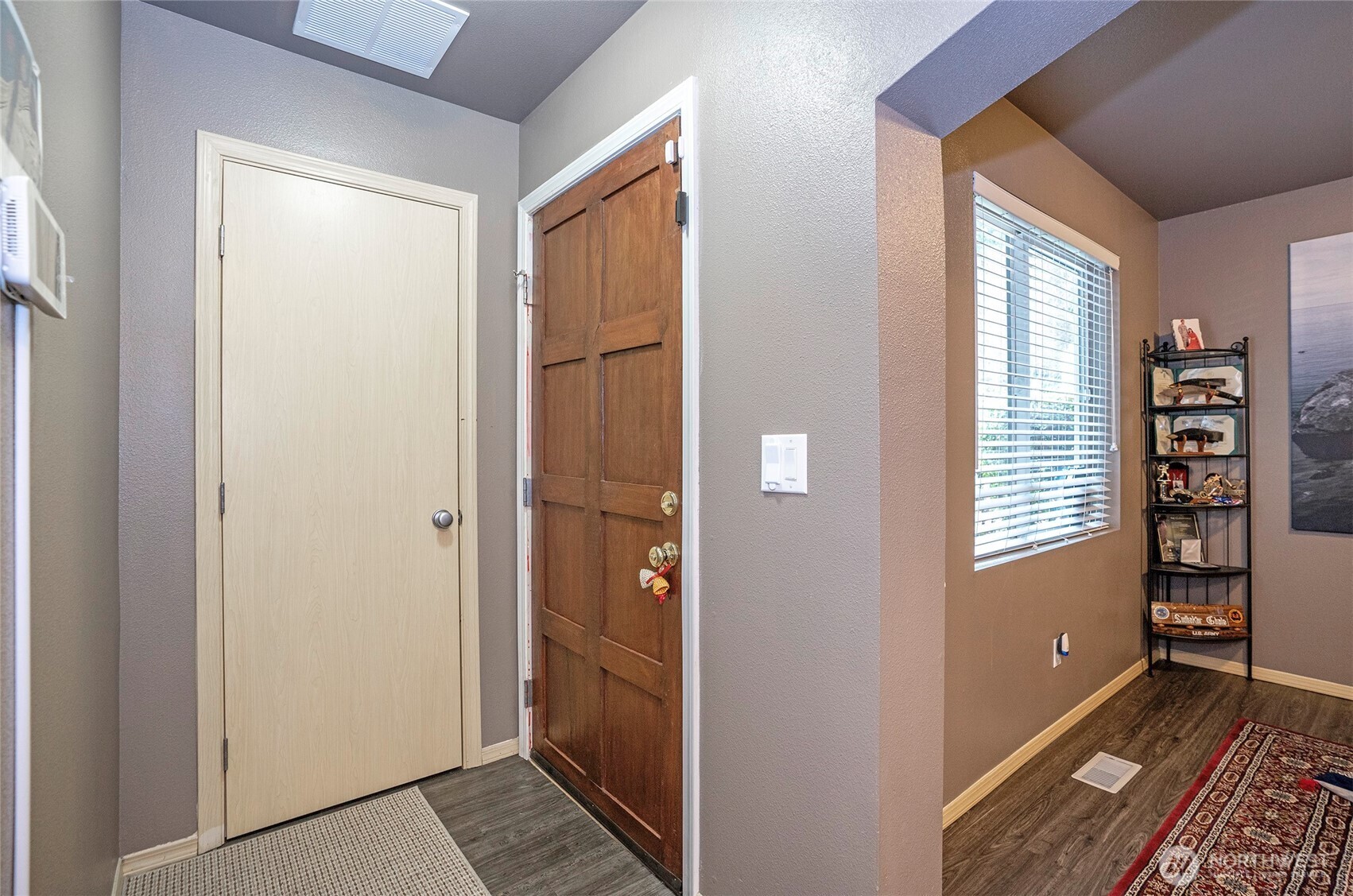 Puyallup, Washington, 98375, United States, 3 Bedrooms Bedrooms, ,3 BathroomsBathrooms,Residential,For Sale,1989392