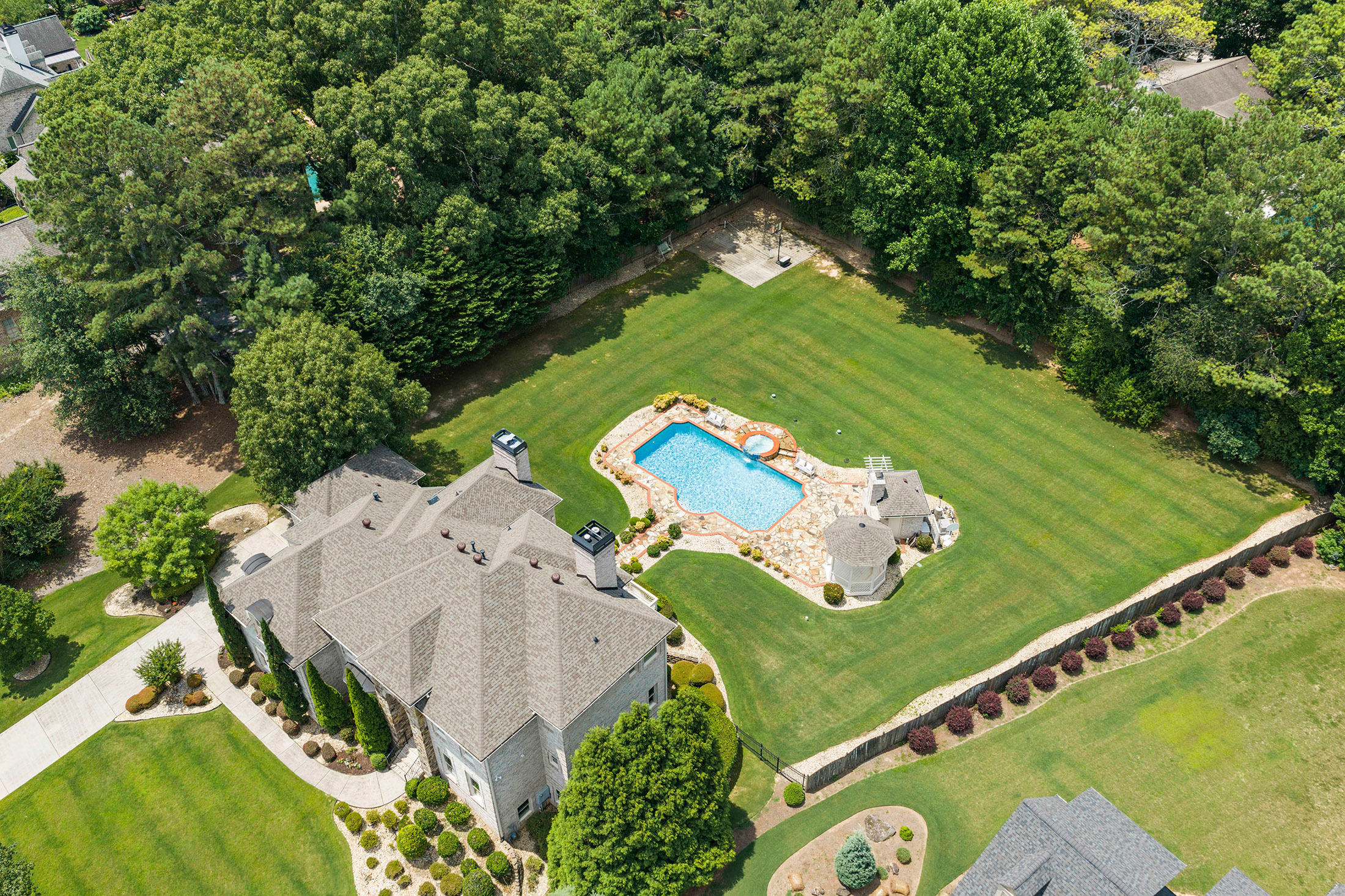  A Rare Opportunity in One of Milton’s Most Desirable Gated Communities - 物件實景