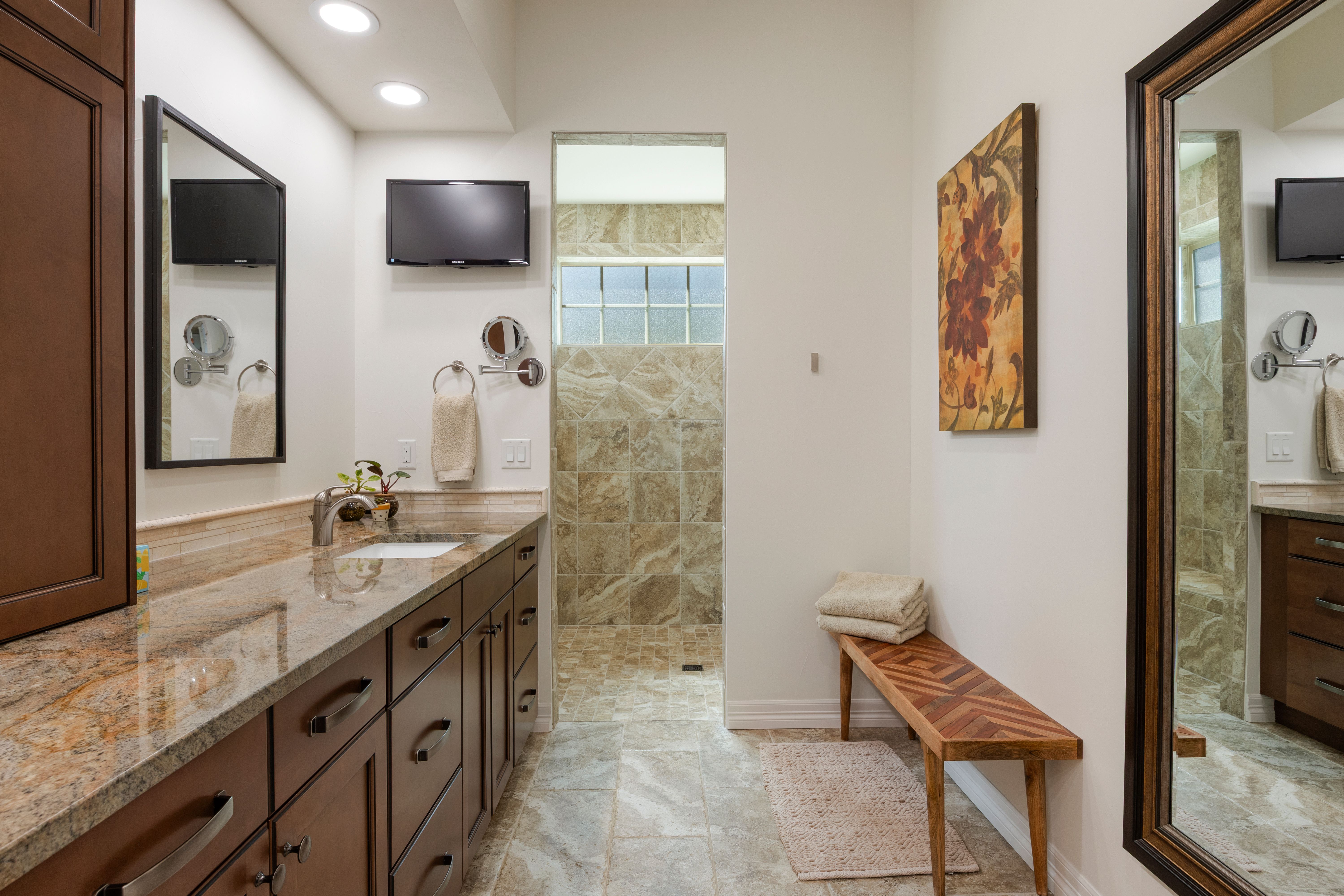  Beautifully Maintained 4 Bed  3 Bath Residence in Castle Pines Village - 物件實景