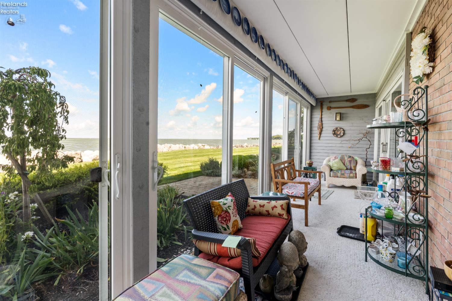 Port Clinton, Ohio, 43452, United States, 3 Bedrooms Bedrooms, ,2 BathroomsBathrooms,Residential,For Sale,1980144