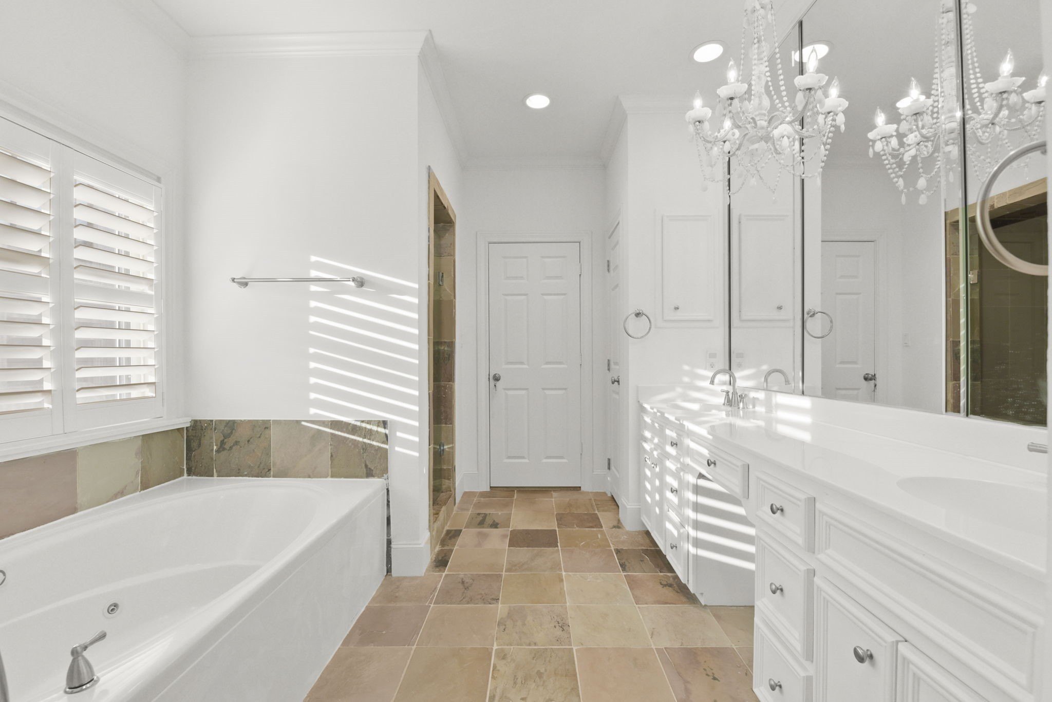 Houston, Texas, 77019, United States, 3 Bedrooms Bedrooms, ,4 BathroomsBathrooms,Residential,For Sale,1984299