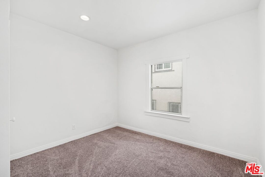 827 Lucile Ave, Los Angeles, California, 90026, United States, 6 Bedrooms Bedrooms, ,Residential,For Sale,827 Lucile Ave,1626659