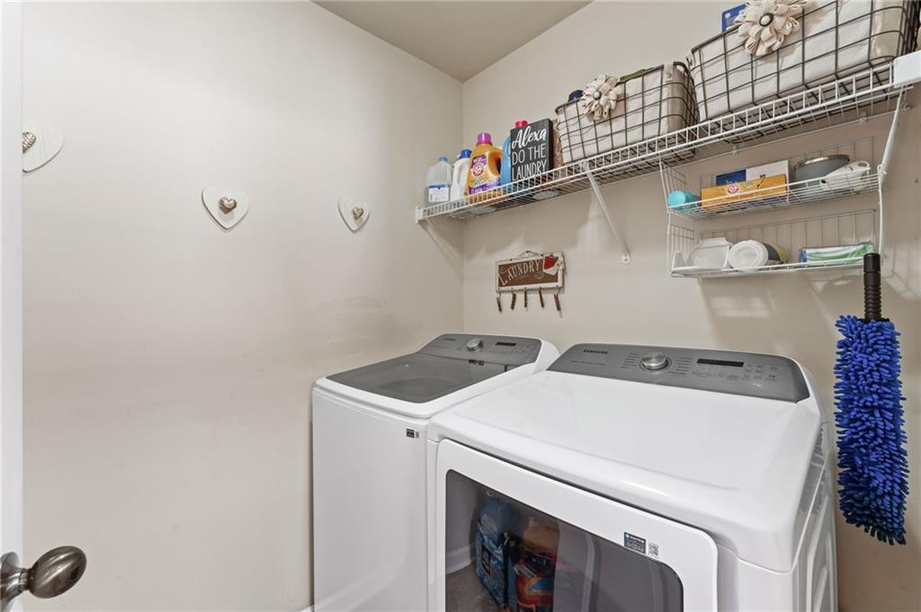 Johns Creek, Georgia, 30022, United States, 3 Bedrooms Bedrooms, ,4 BathroomsBathrooms,Residential,For Sale,2002058