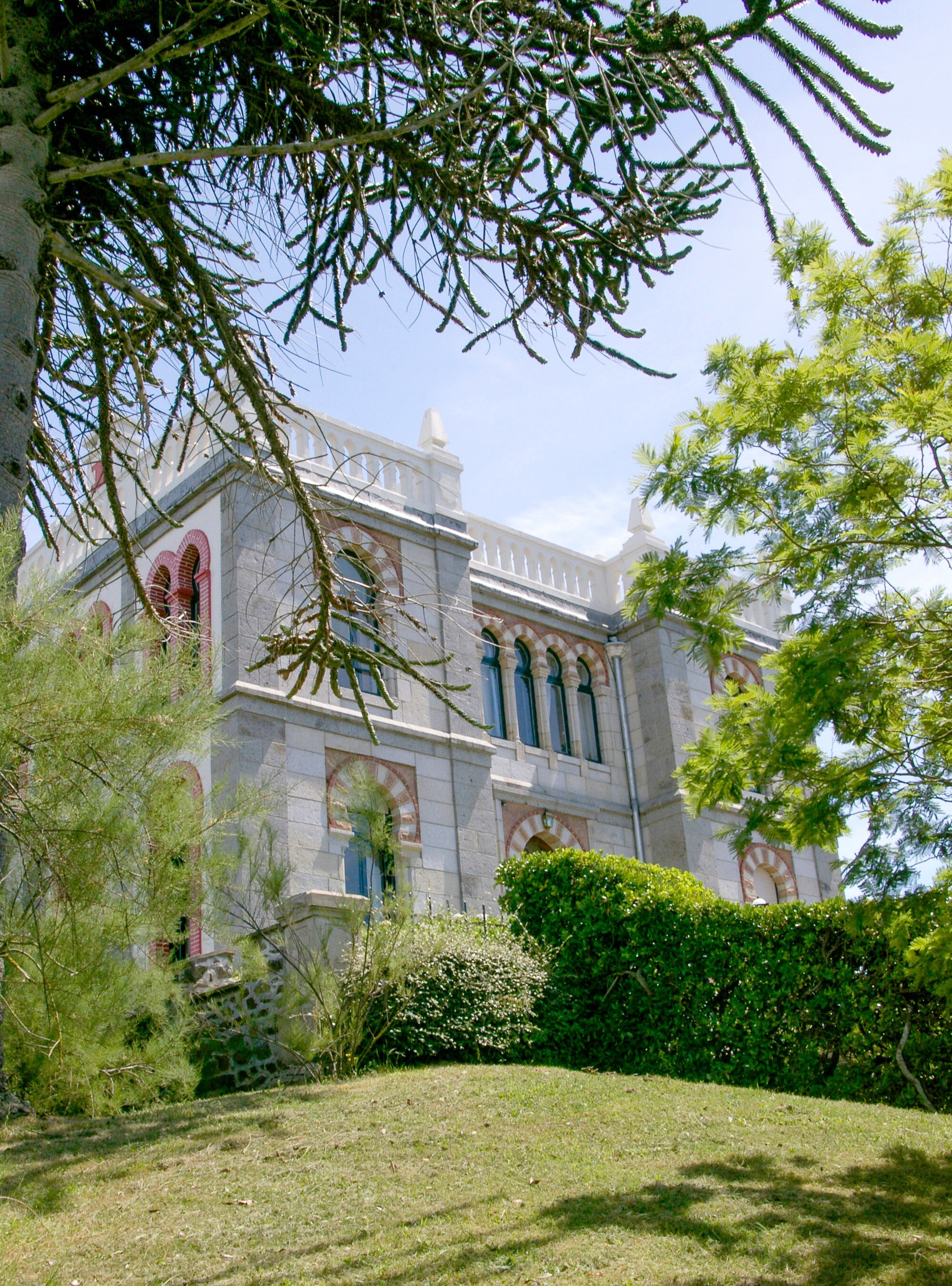  Stunning Villa built in an arabic style overlooking the sea at St Quay Portrieux - 物件實景