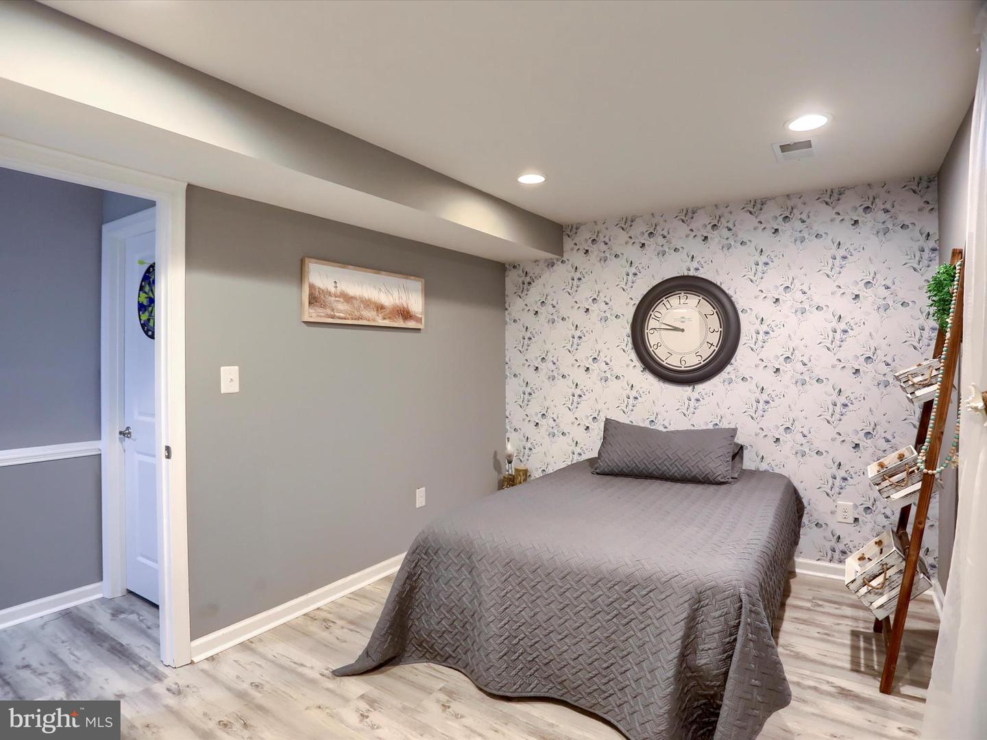 Harrisburg, Pennsylvania, 17112, United States, 5 Bedrooms Bedrooms, ,4 BathroomsBathrooms,Residential,For Sale,1970182