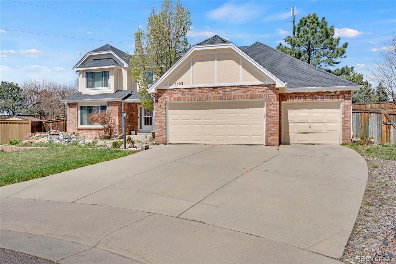 Centennial, Colorado, 80015, United States, 4 Bedrooms Bedrooms, ,3 BathroomsBathrooms,Residential,For Sale,1793969