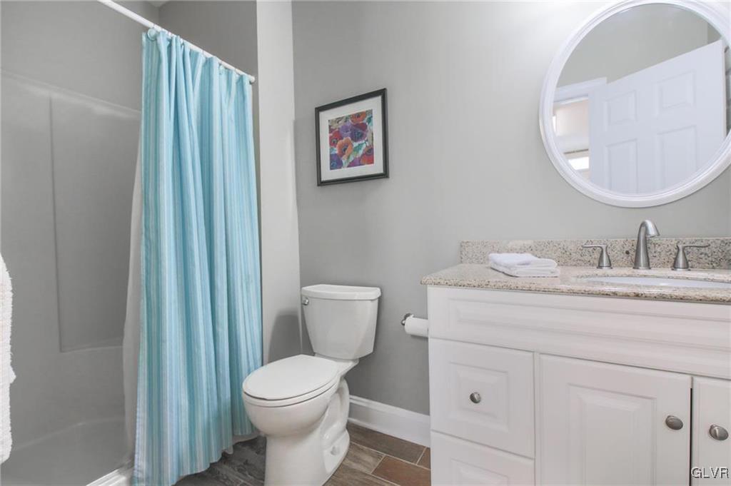 Moore Twp, Pennsylvania, 18014, United States, 4 Bedrooms Bedrooms, ,5 BathroomsBathrooms,Residential,For Sale,1766322