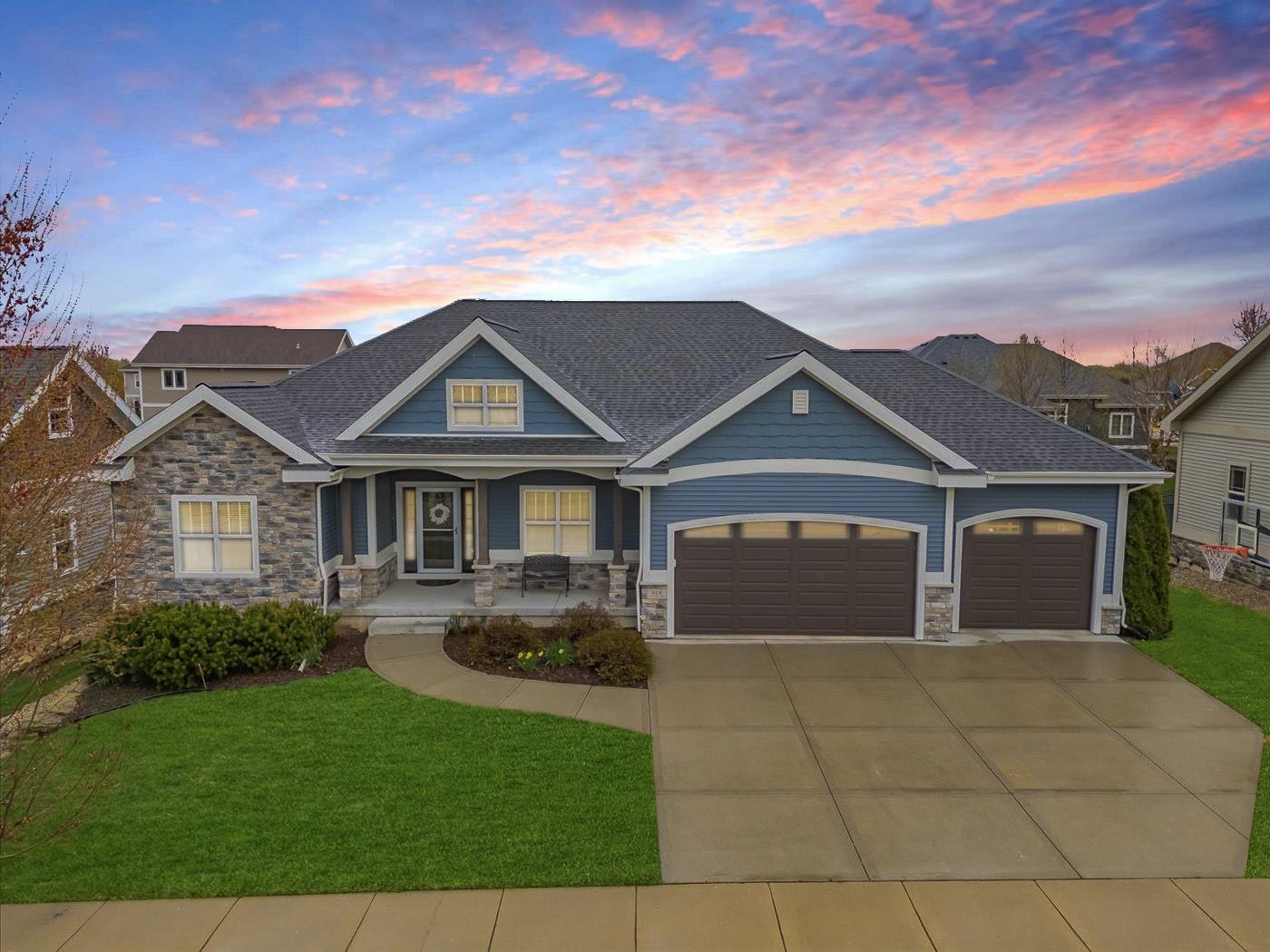 Waunakee, Wisconsin, 53597, United States, 5 Bedrooms Bedrooms, ,5 BathroomsBathrooms,Residential,For Sale,1944842