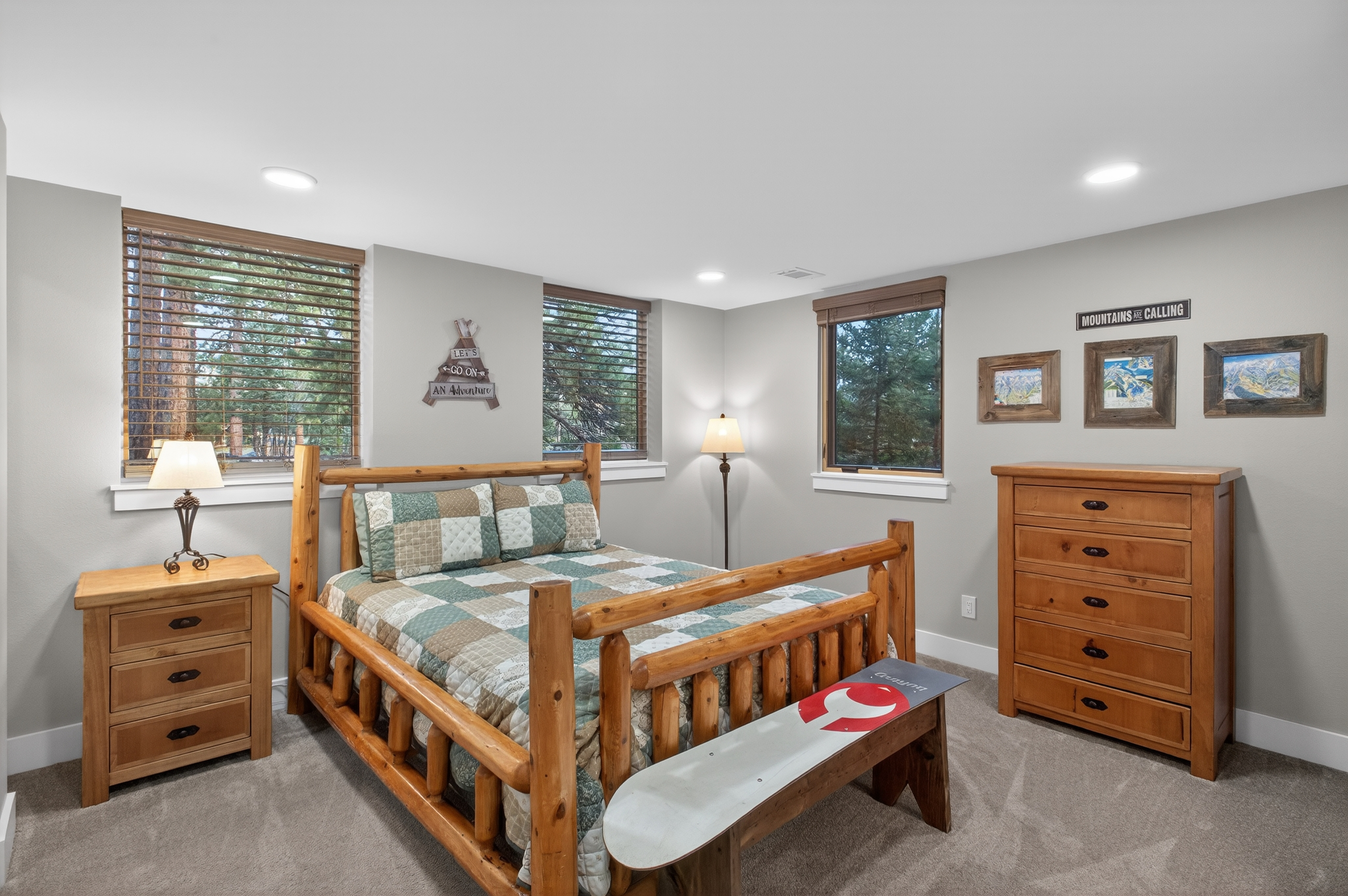  Thoughtfully Updated Throughout - 物件實景