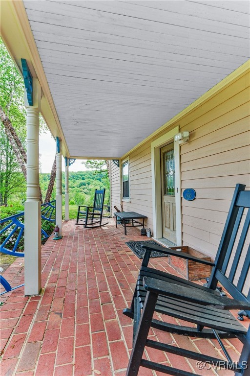 Gladstone, Virginia, 24553, United States, 2 Bedrooms Bedrooms, ,3 BathroomsBathrooms,Residential,For Sale,1802256