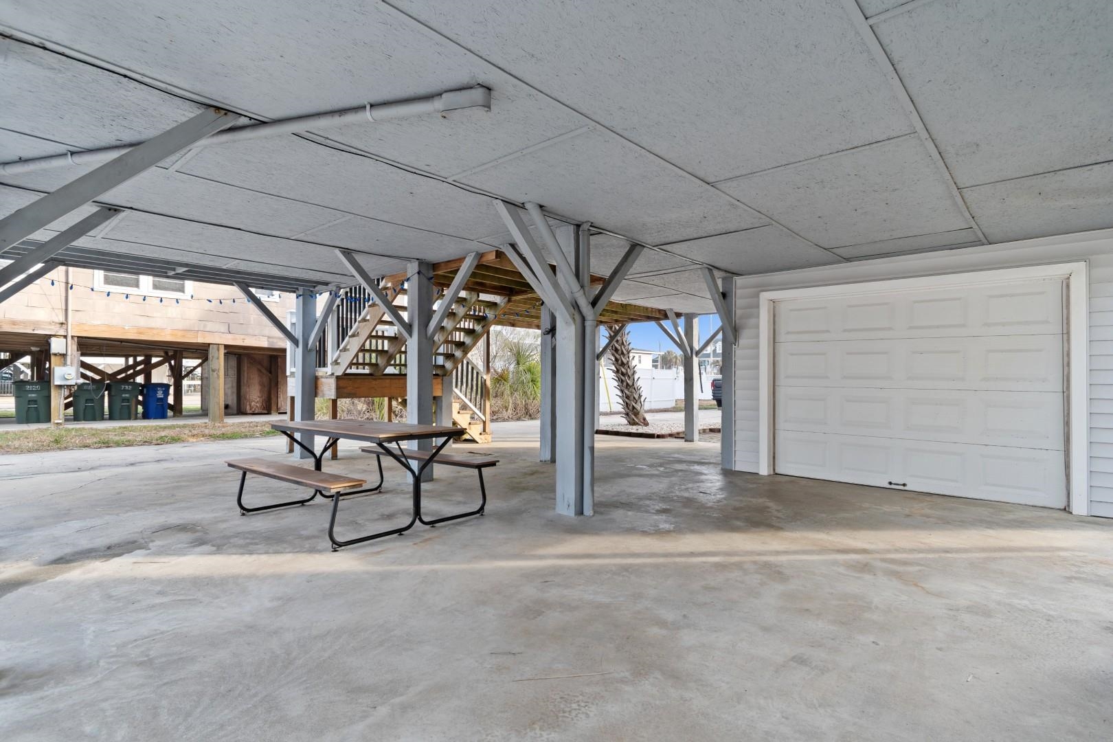 North Myrtle Beach, South Carolina, 29582, United States, 3 Bedrooms Bedrooms, ,2 BathroomsBathrooms,Residential,For Sale,2021186