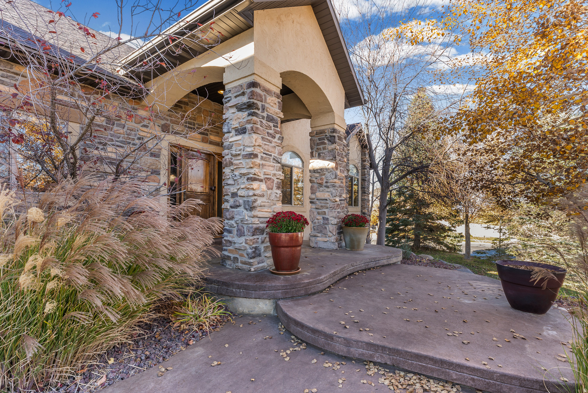 Herriman, Utah, 84096, United States, 3 Bedrooms Bedrooms, ,5 BathroomsBathrooms,Residential,For Sale,1991889