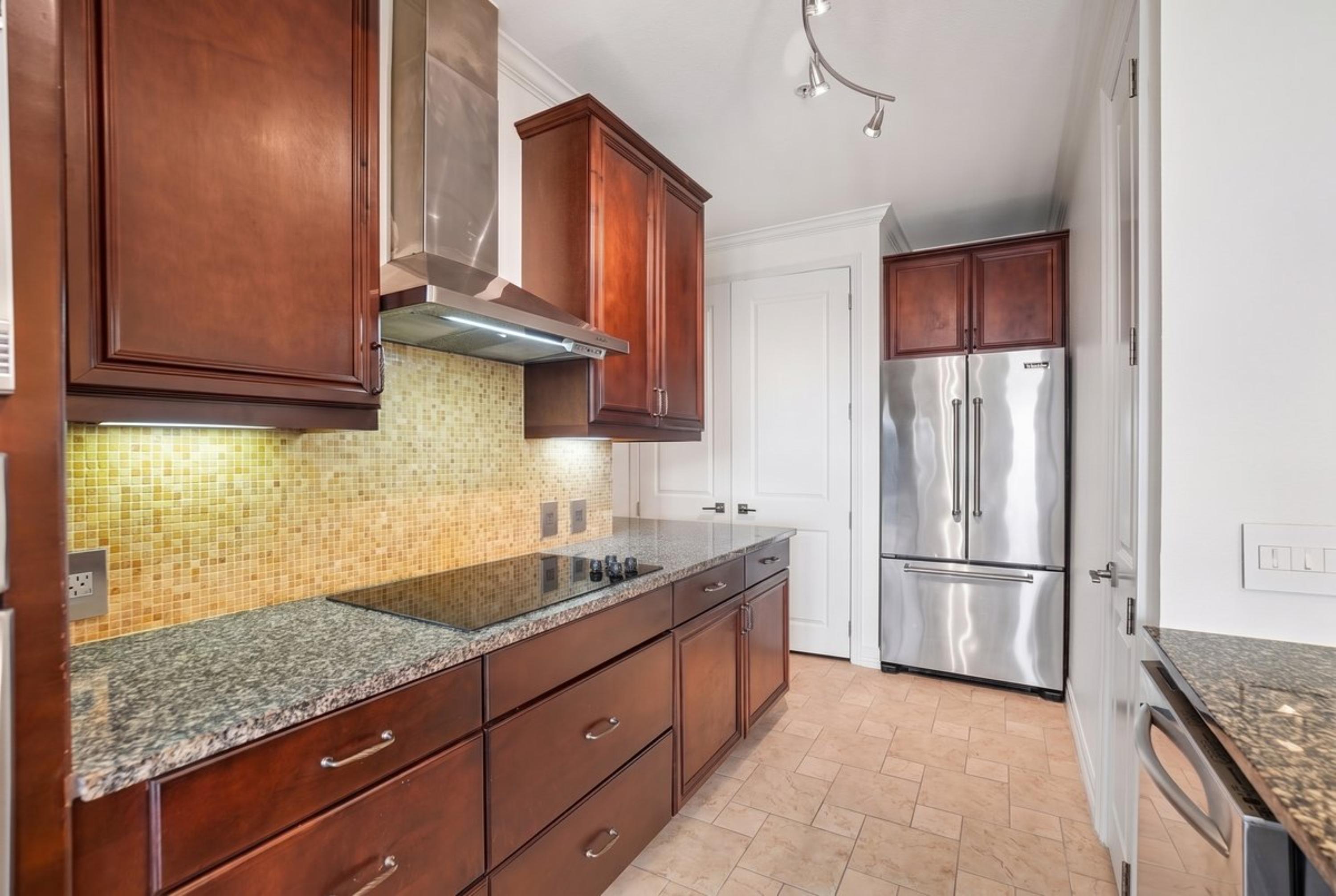  Lock-and-Leave Luxury at The Sorrento, Preston Hollow - 物件實景