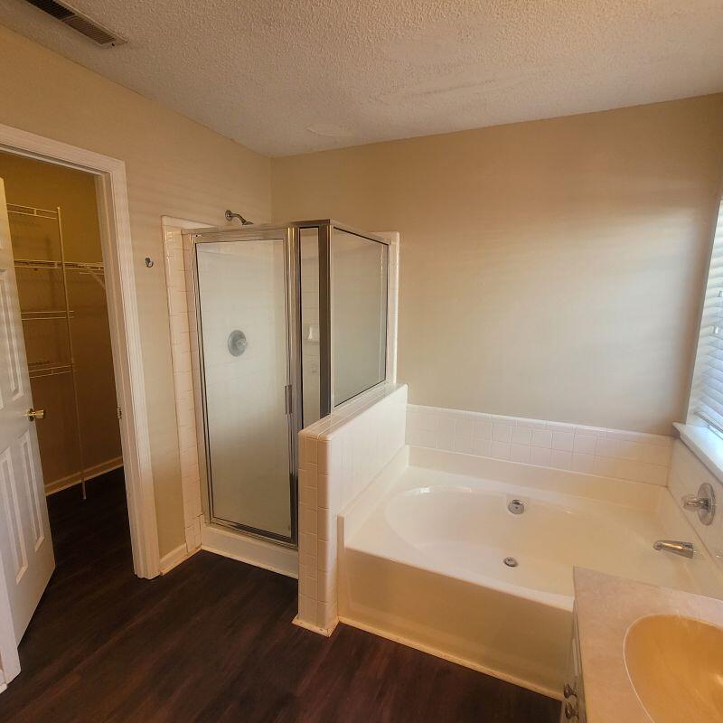 Mount Pleasant, South Carolina, 29464, United States, 3 Bedrooms Bedrooms, ,4 BathroomsBathrooms,Residential,For Sale,1840079