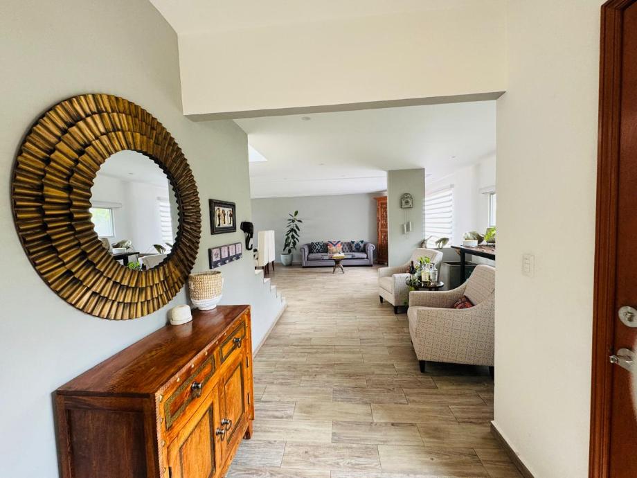 Atizapán de Zaragoza, Estado de méxico, 52930, Mexico, 3 Bedrooms Bedrooms, ,4 BathroomsBathrooms,Residential,For Sale,1847695