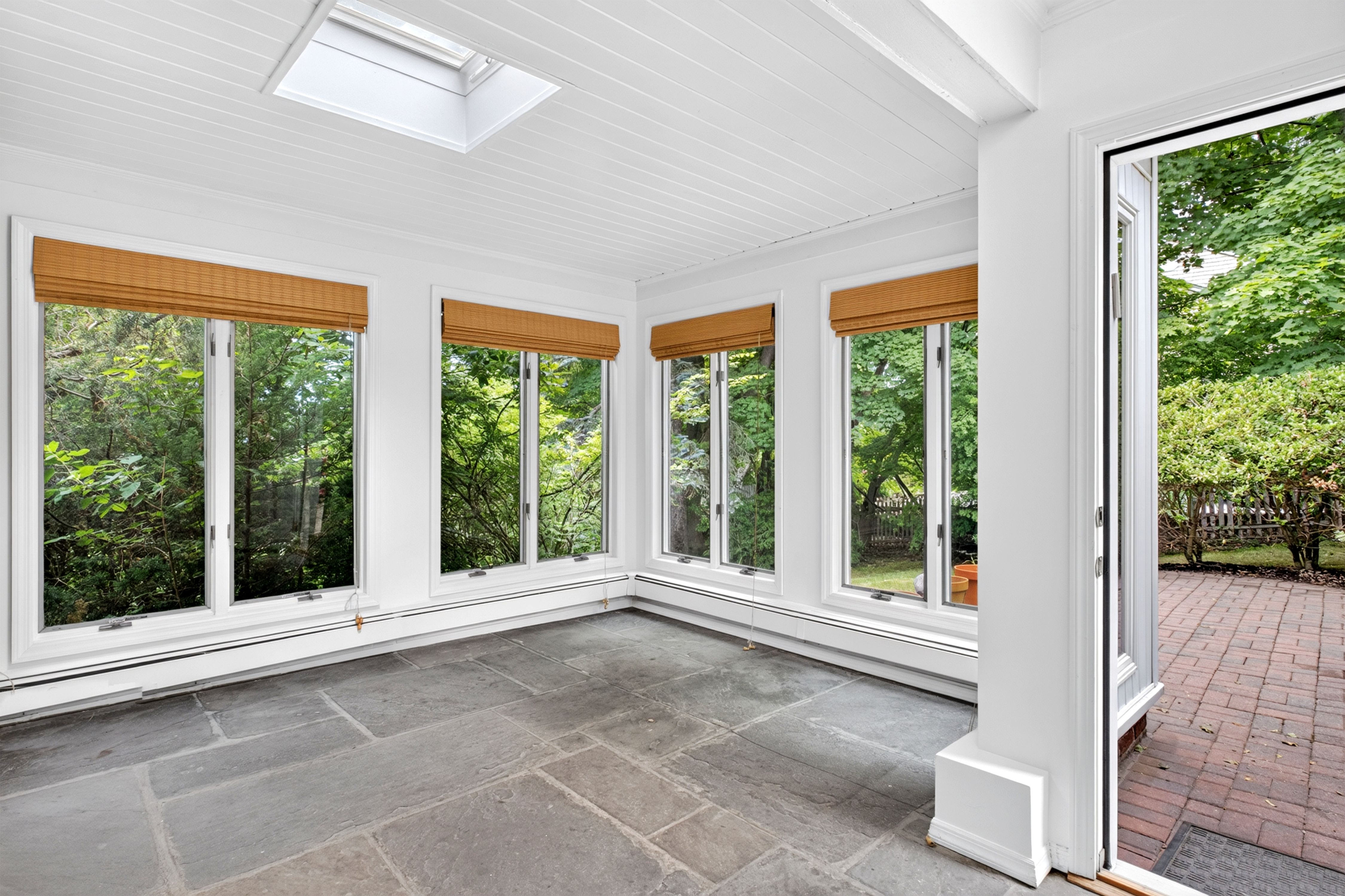  10 Ridge Drive, Port Washington, NY 11050 - 物件實景
