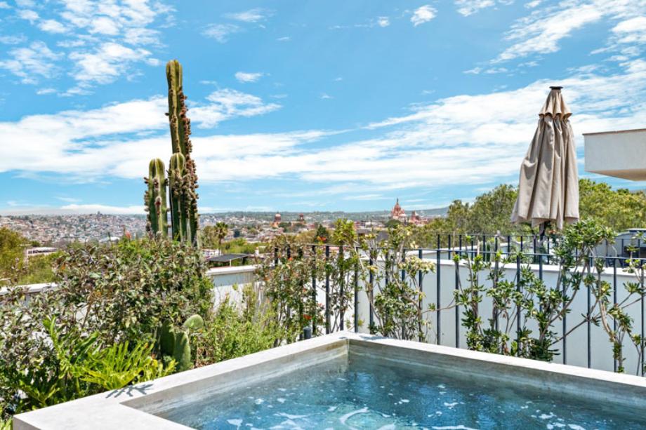 San Miguel de Allende, Guanajuato, 37769, Mexico, 3 Bedrooms Bedrooms, ,3 BathroomsBathrooms,Residential,For Sale,1694782