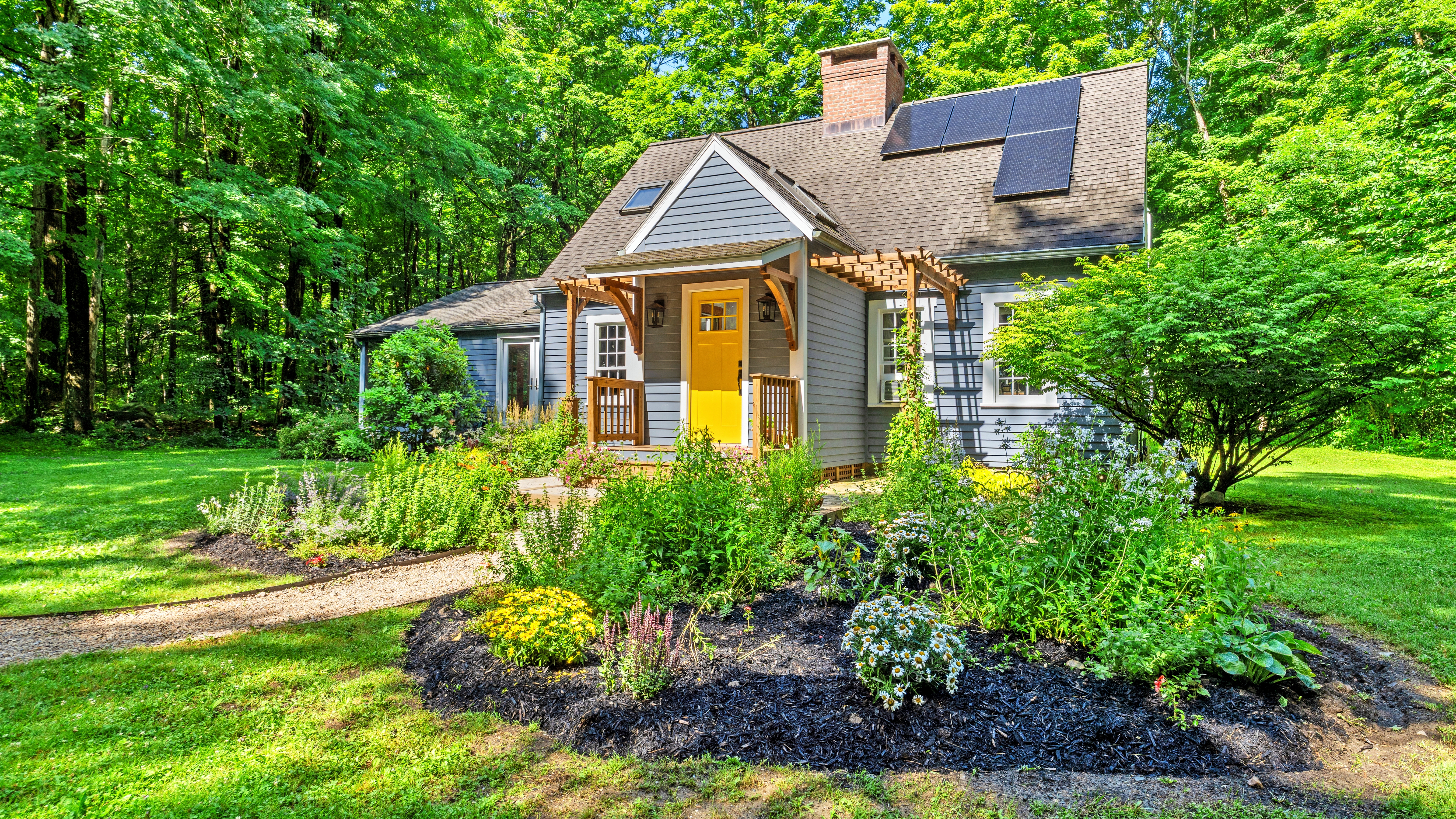  Berkshire Retreat: 4 Private Acres Near Downtown Great Barrington - 物件實景