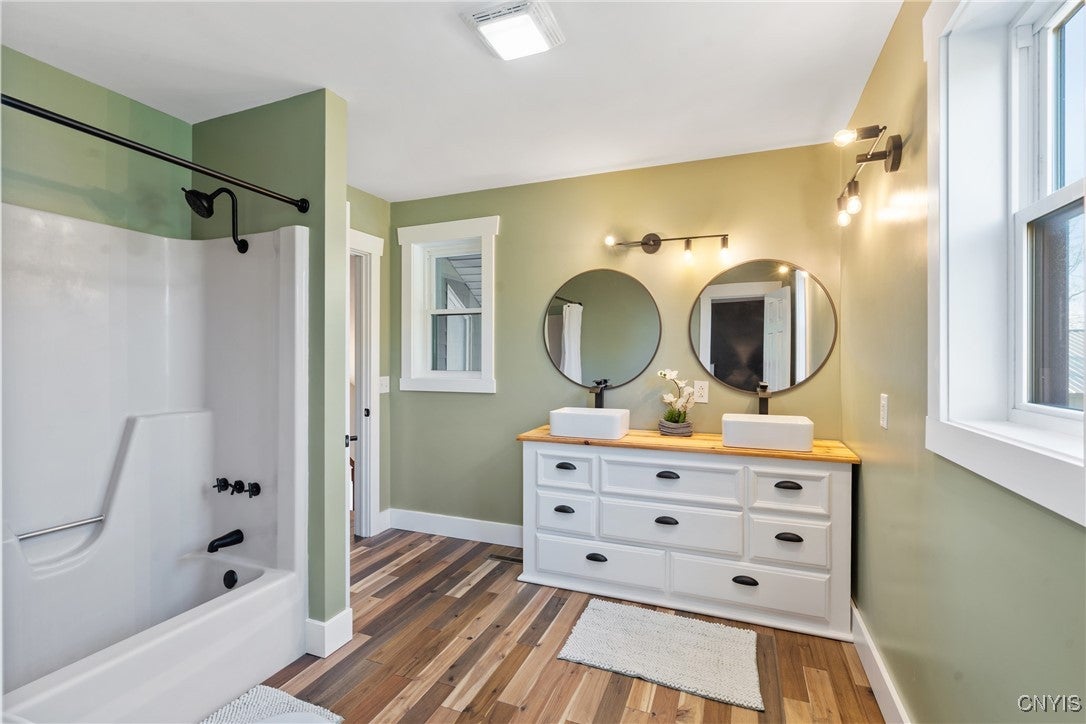 Oswego, New York, 13126, United States, 3 Bedrooms Bedrooms, ,2 BathroomsBathrooms,Residential,For Sale,1975091