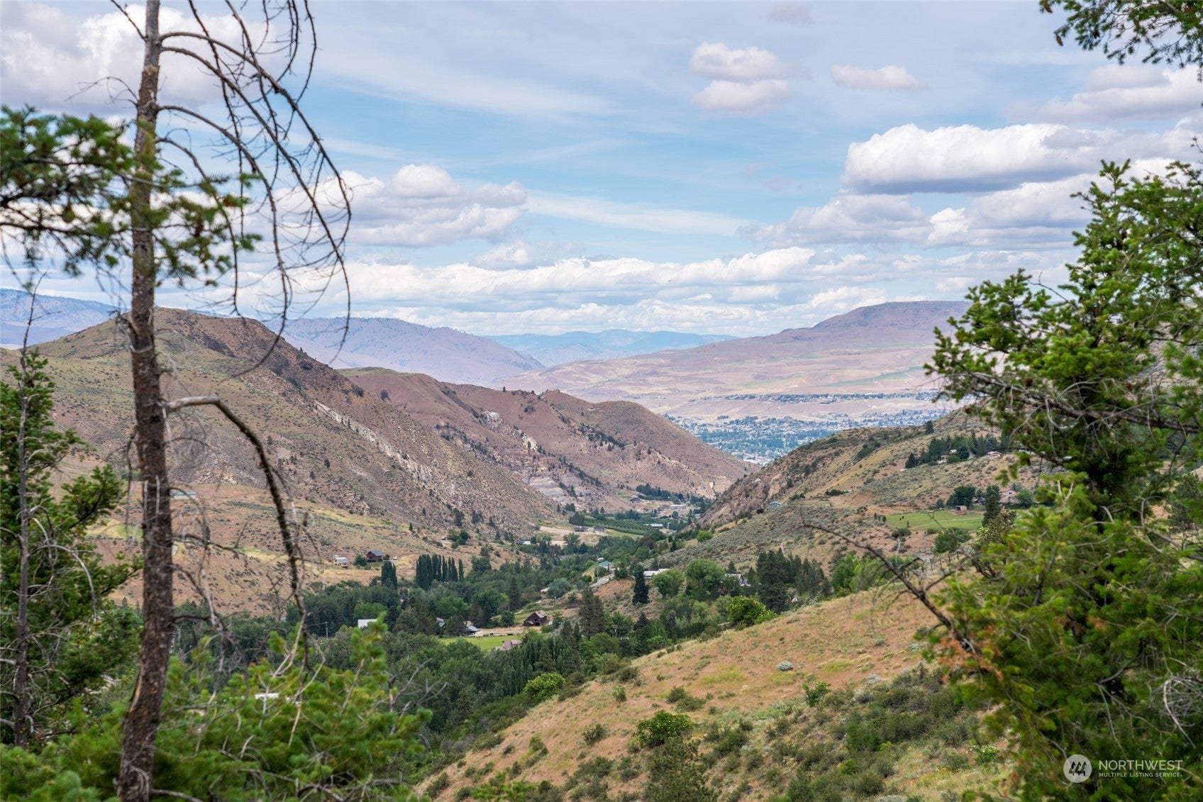 Wenatchee, Washington, 98801, United States, ,Land,For Sale,1690373