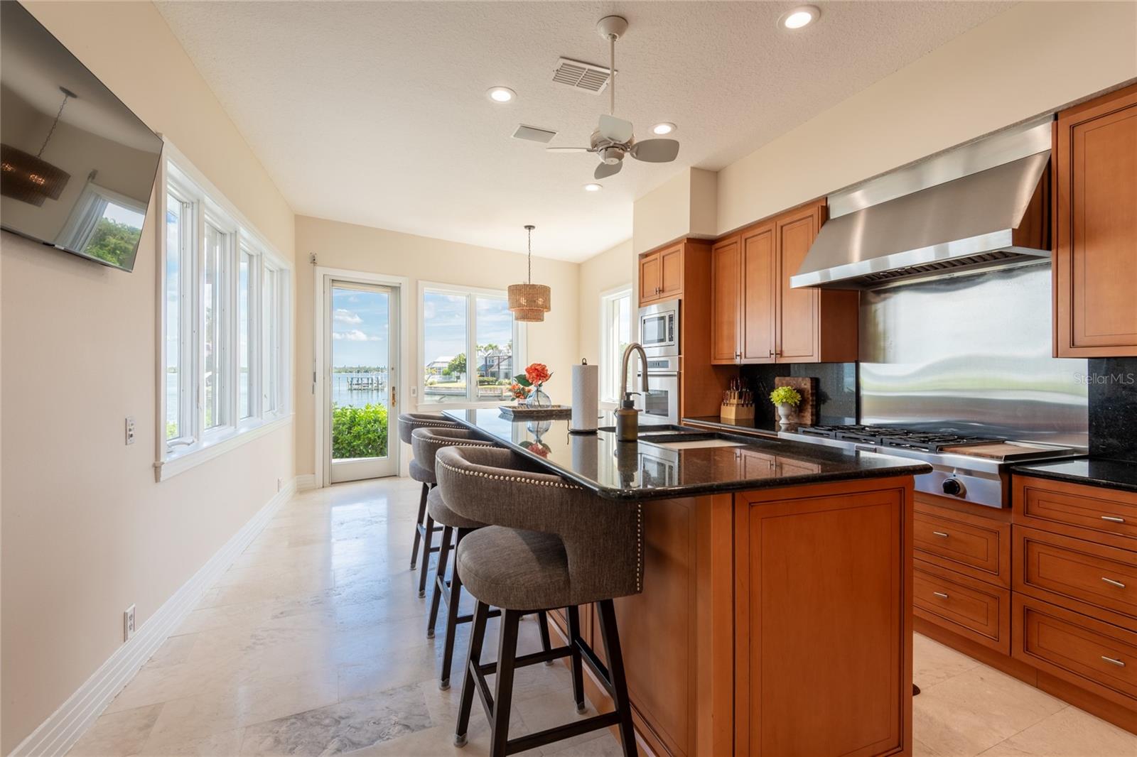 St. Petersburg, Florida, 33711, United States, 4 Bedrooms Bedrooms, ,4 BathroomsBathrooms,Residential,For Sale,1900665