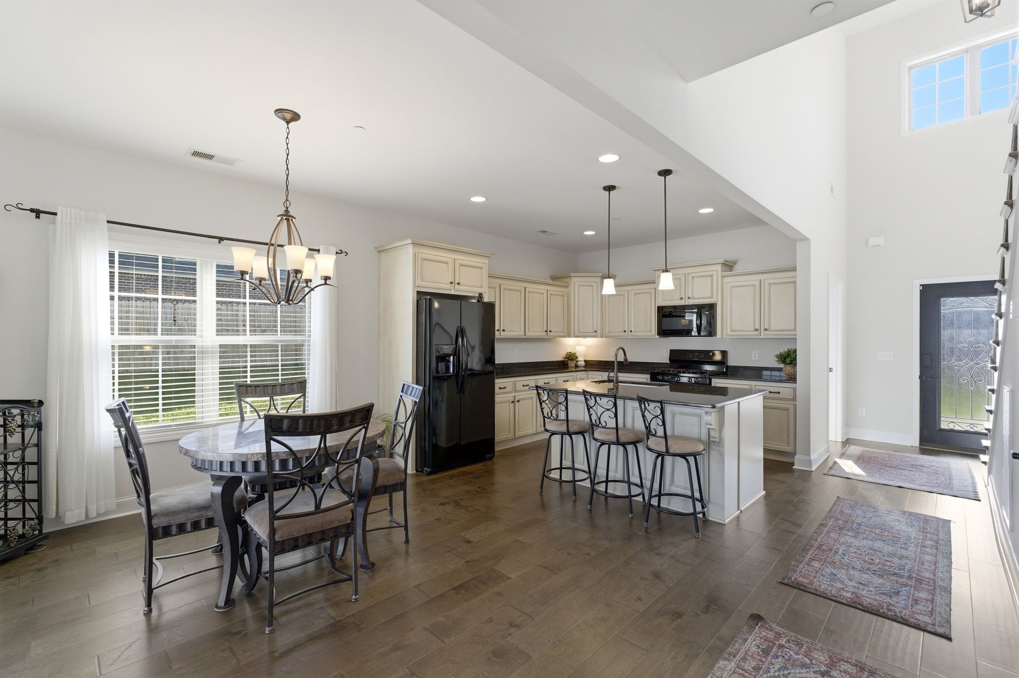  1007 Azalea Ct S, Ashland City, TN, 37015 - 物件實景