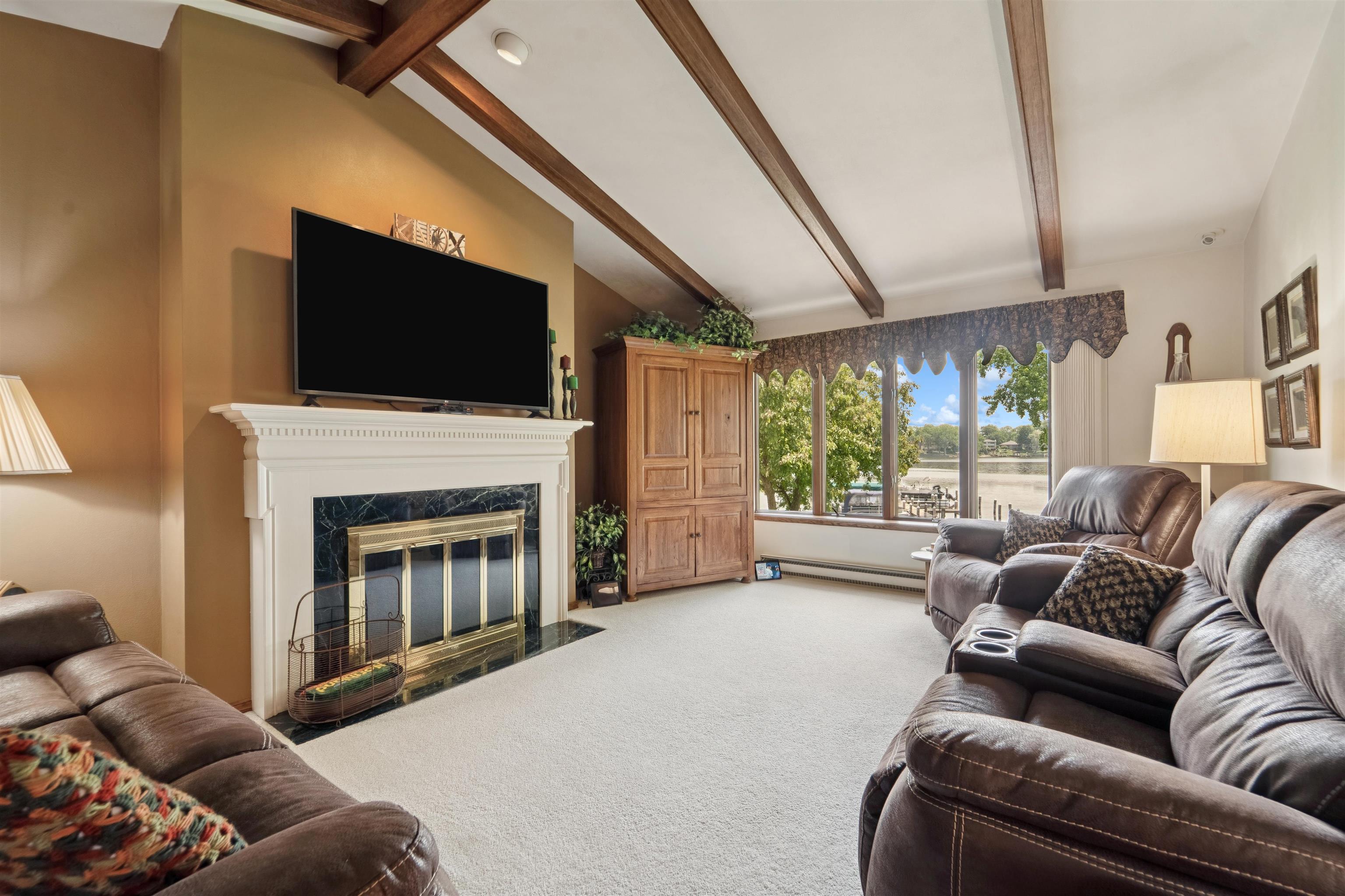 APPLETON, Wisconsin, 54914, United States, 3 Bedrooms Bedrooms, ,3 BathroomsBathrooms,Residential,For Sale,1911879