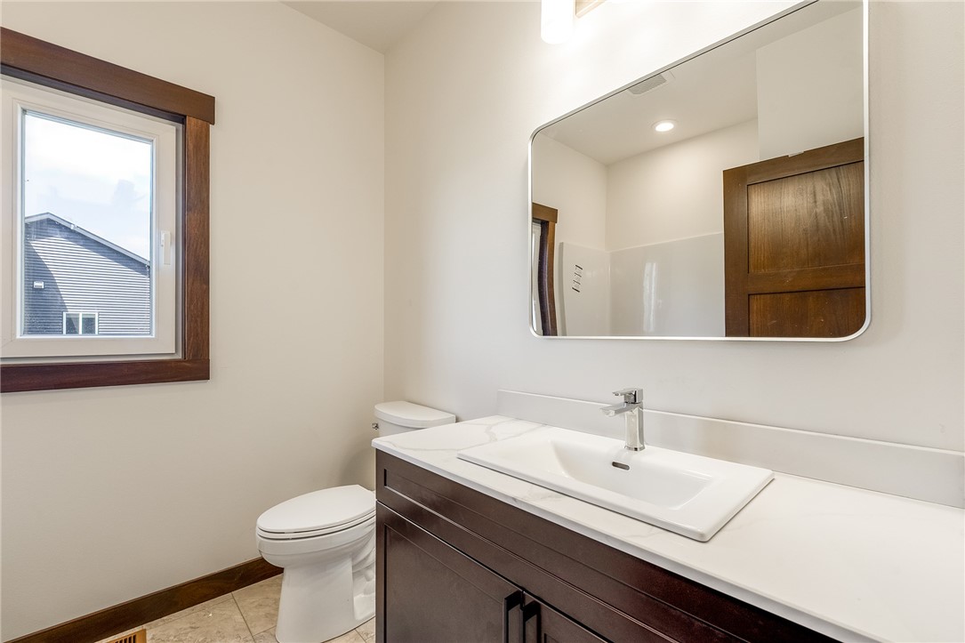 Chippewa Falls, Wisconsin, 54729, United States, 5 Bedrooms Bedrooms, ,3 BathroomsBathrooms,Residential,For Sale,1795150