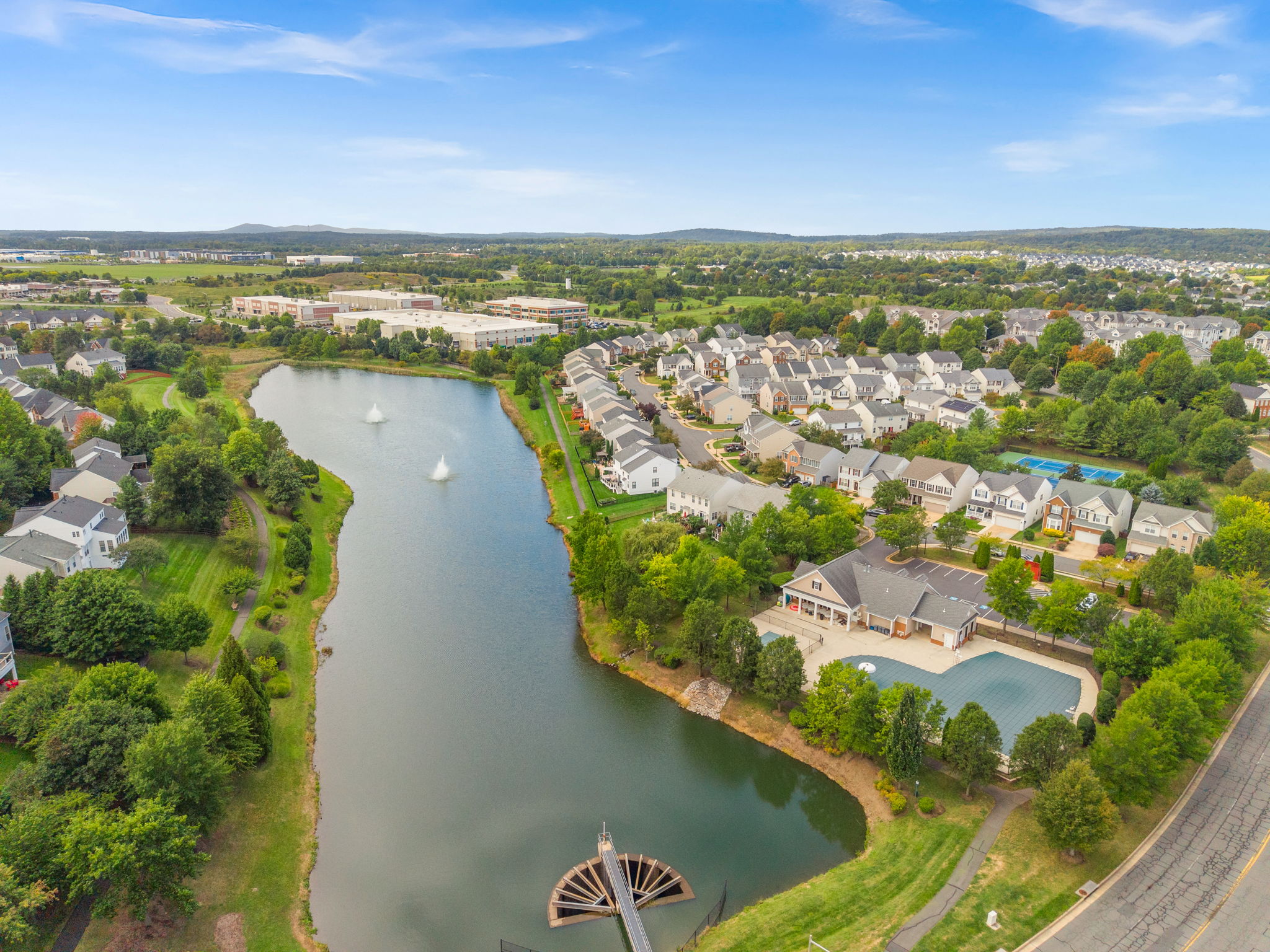  348 Ebaugh Drive SE, Leesburg, VA, 20175 - 物件實景