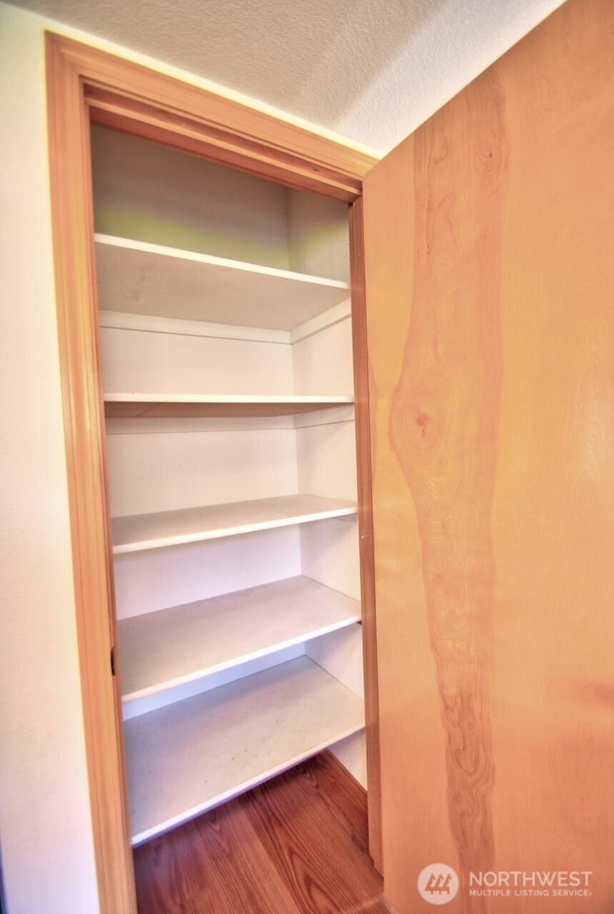 Lacey, Washington, 98513, United States, 4 Bedrooms Bedrooms, ,3 BathroomsBathrooms,Residential,For Sale,1932145