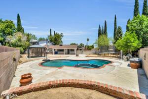 Lancaster, California, 93536, United States, 5 Bedrooms Bedrooms, ,4 BathroomsBathrooms,Residential,For Sale,1933270