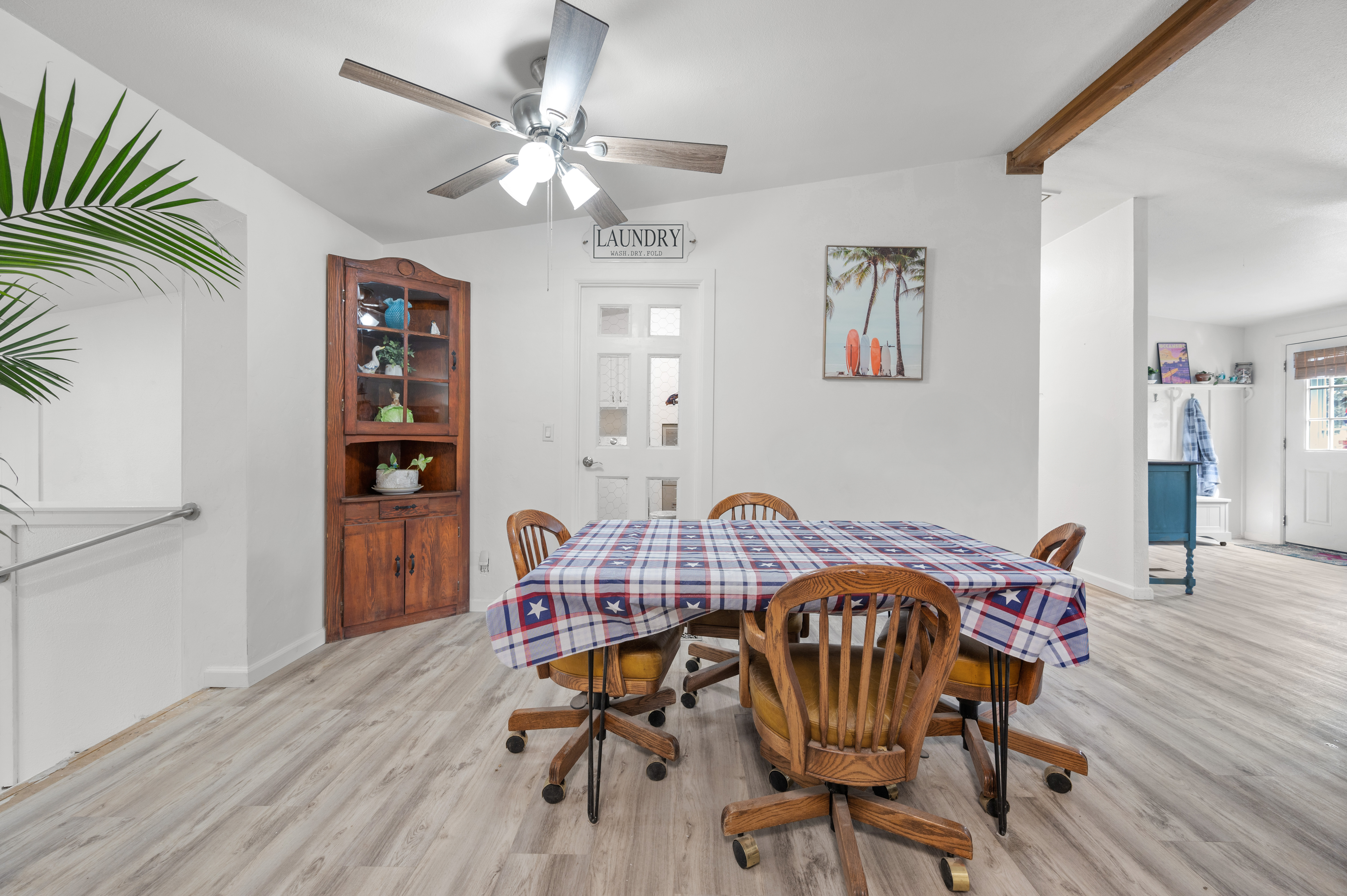 Prineville, Oregon, 97754, United States, 3 Bedrooms Bedrooms, ,2 BathroomsBathrooms,Residential,For Sale,1821437