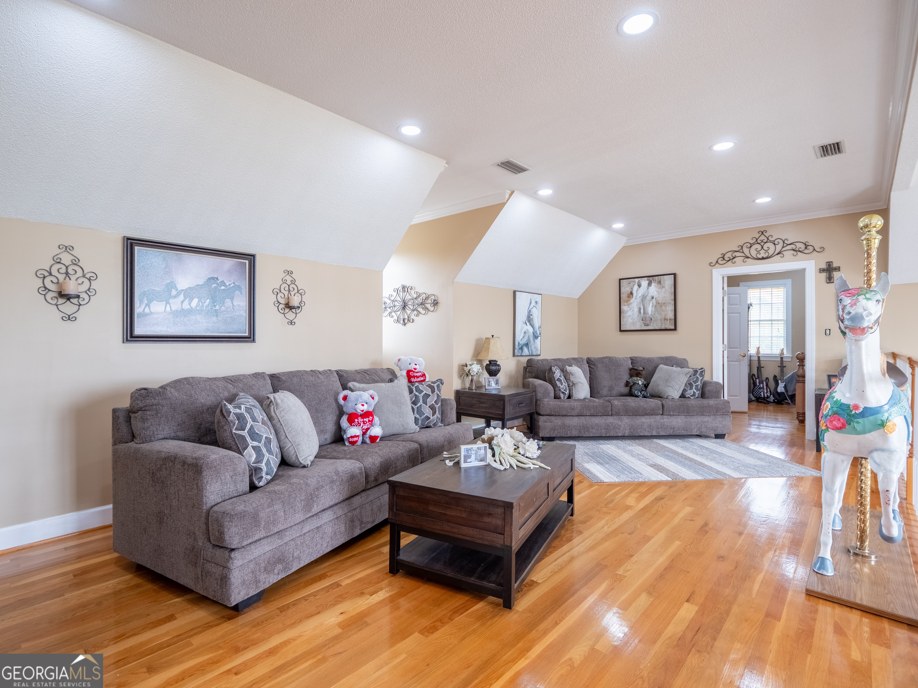 Valdosta, Georgia, 31601, United States, 3 Bedrooms Bedrooms, ,4 BathroomsBathrooms,Residential,For Sale,1836359
