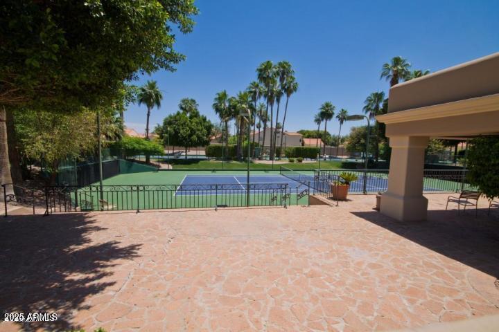 Gilbert, Arizona, 85234, United States, 4 Bedrooms Bedrooms, ,3 BathroomsBathrooms,Residential,For Sale,1997070
