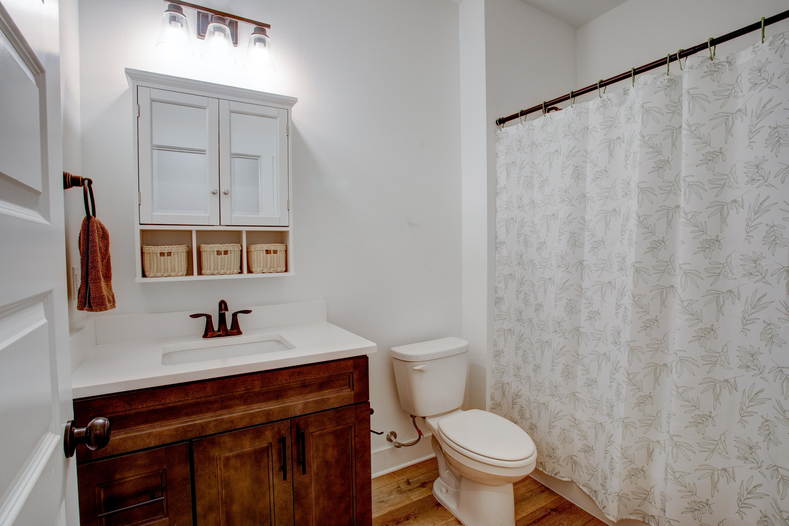 Niceville, Florida, 32578, United States, 4 Bedrooms Bedrooms, ,2 BathroomsBathrooms,Residential,For Sale,1992868