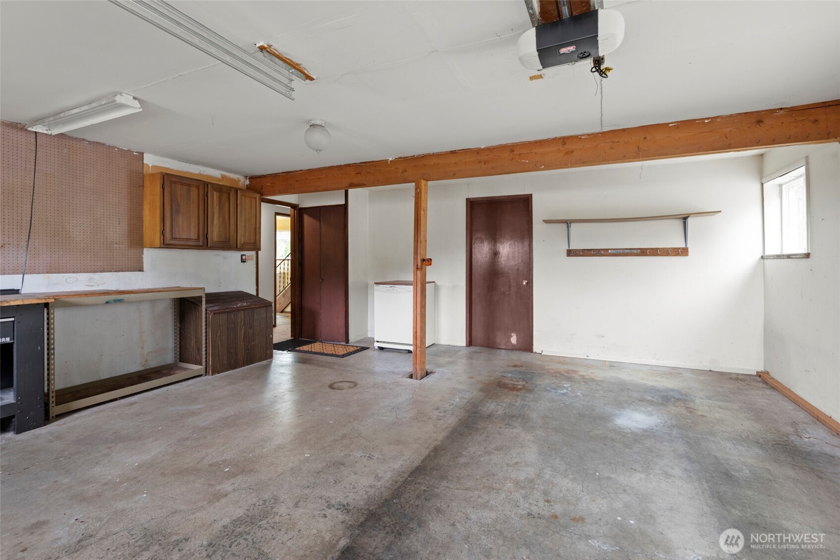 Oak Harbor, Washington, 98277, United States, 4 Bedrooms Bedrooms, ,1 BathroomBathrooms,Residential,For Sale,1926179