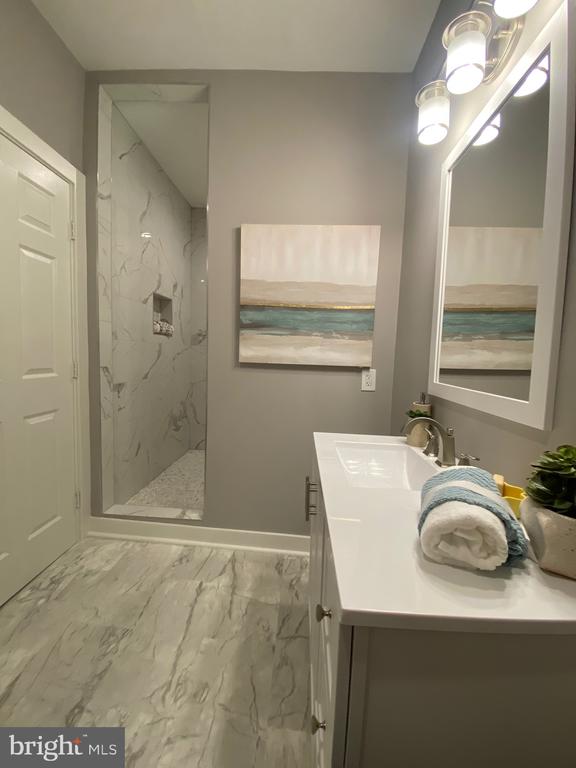 Fredericksburg, Virginia, 22401, United States, 4 Bedrooms Bedrooms, ,3 BathroomsBathrooms,Residential,For Sale,1916037