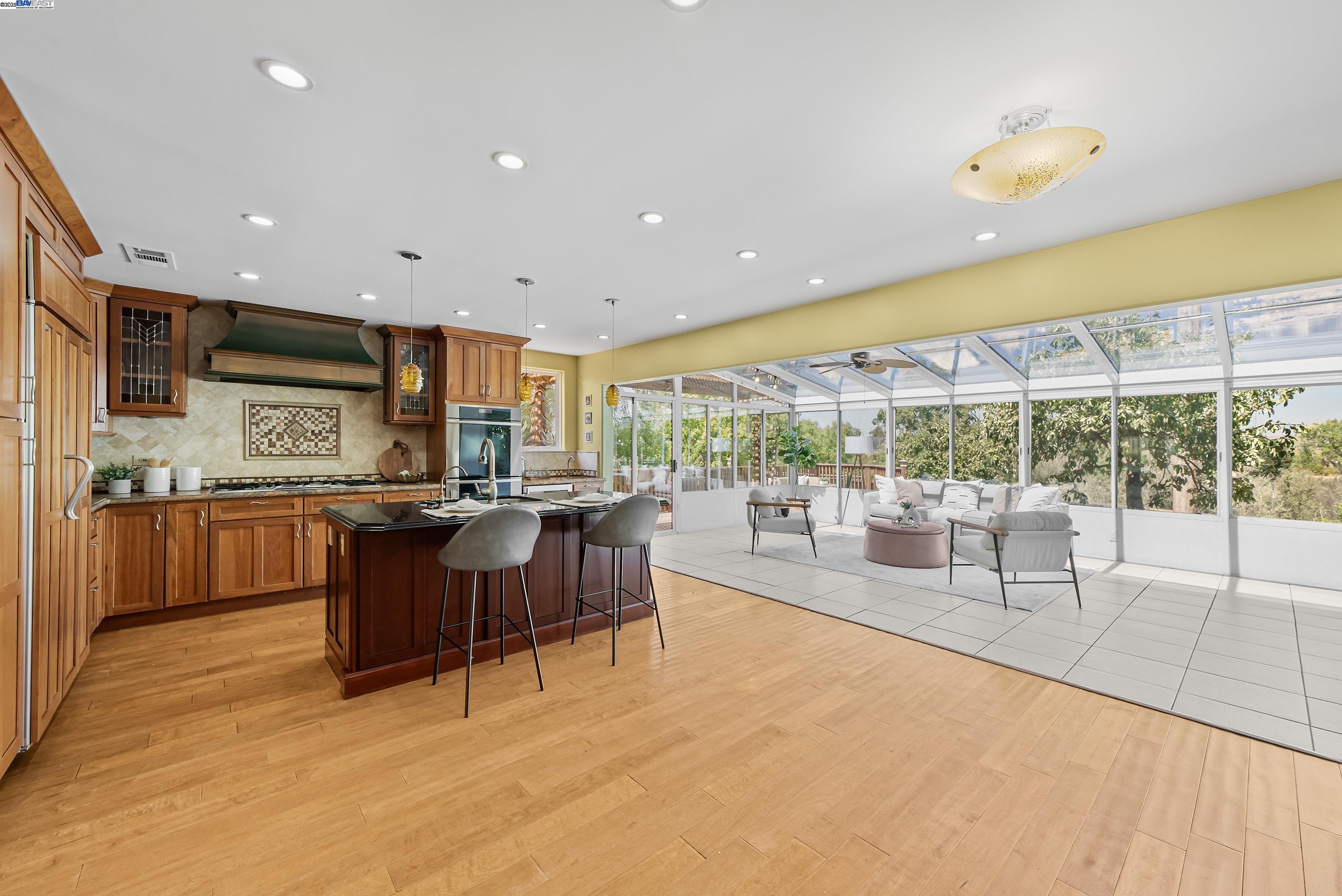 Pleasanton, California, 94566, United States, 4 Bedrooms Bedrooms, ,3 BathroomsBathrooms,Residential,For Sale,1940349