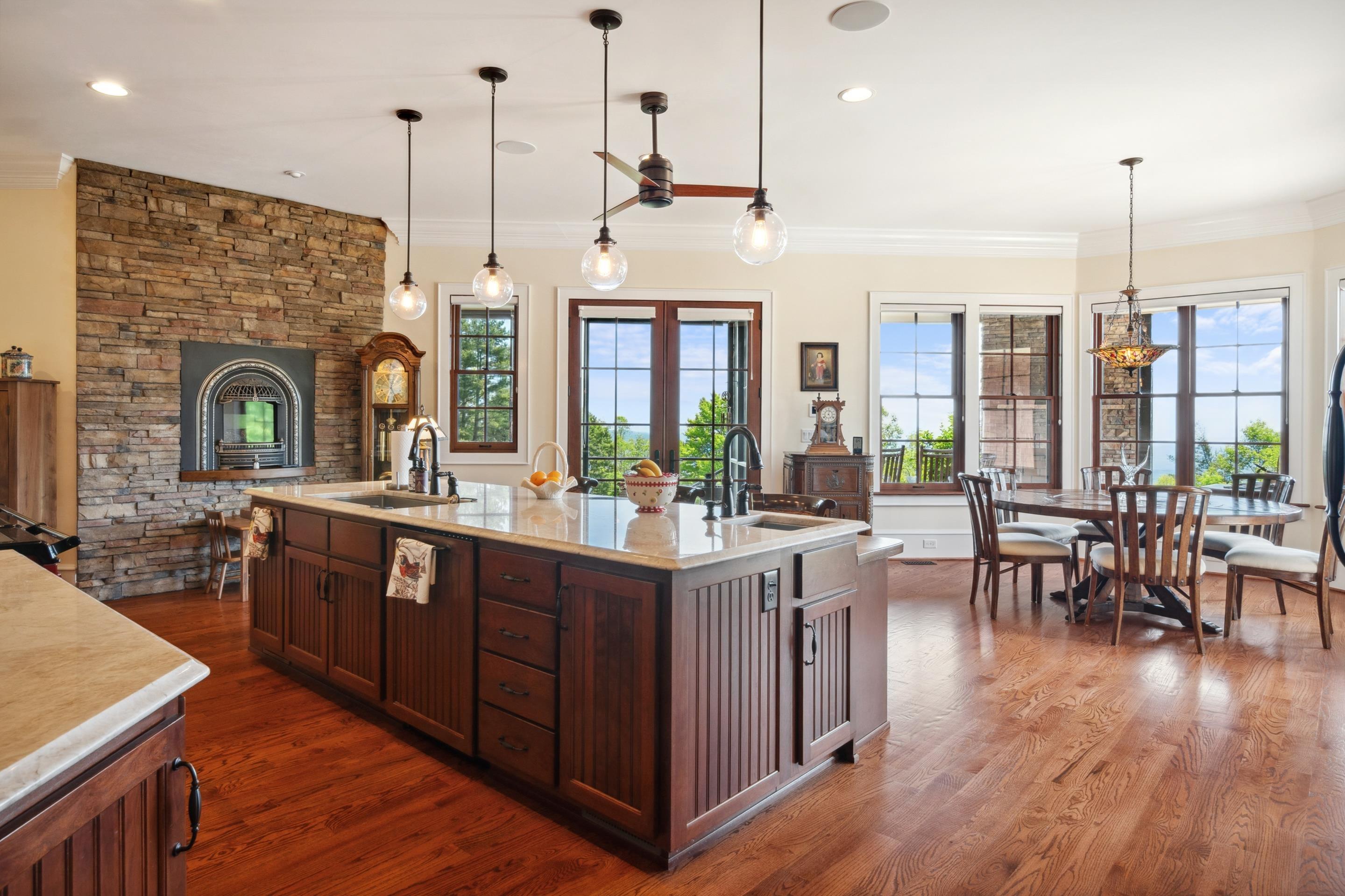 Fancy Gap, Virginia, 24328, United States, 4 Bedrooms Bedrooms, ,4 BathroomsBathrooms,Residential,For Sale,1848358