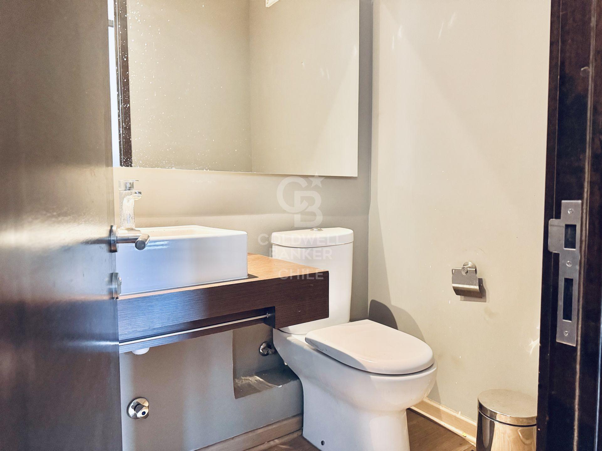 Las Condes, Chile, 4 Bedrooms Bedrooms, ,3 BathroomsBathrooms,Residential,For Sale,1859917