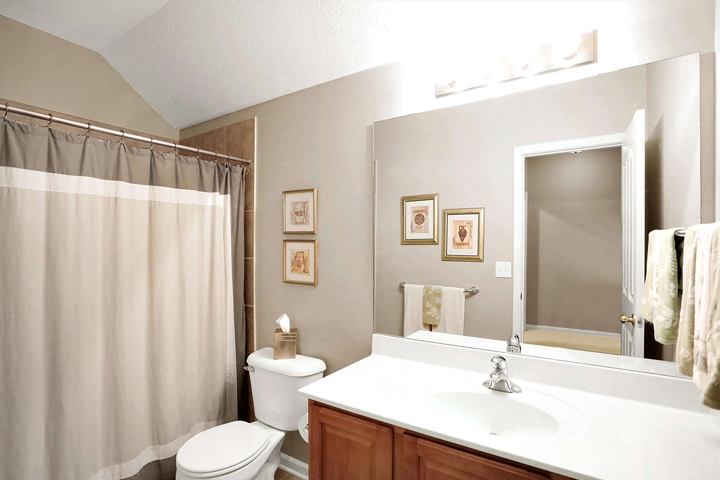 Carmel, Indiana, 46074, United States, 5 Bedrooms Bedrooms, ,4 BathroomsBathrooms,Residential,For Sale,1965164