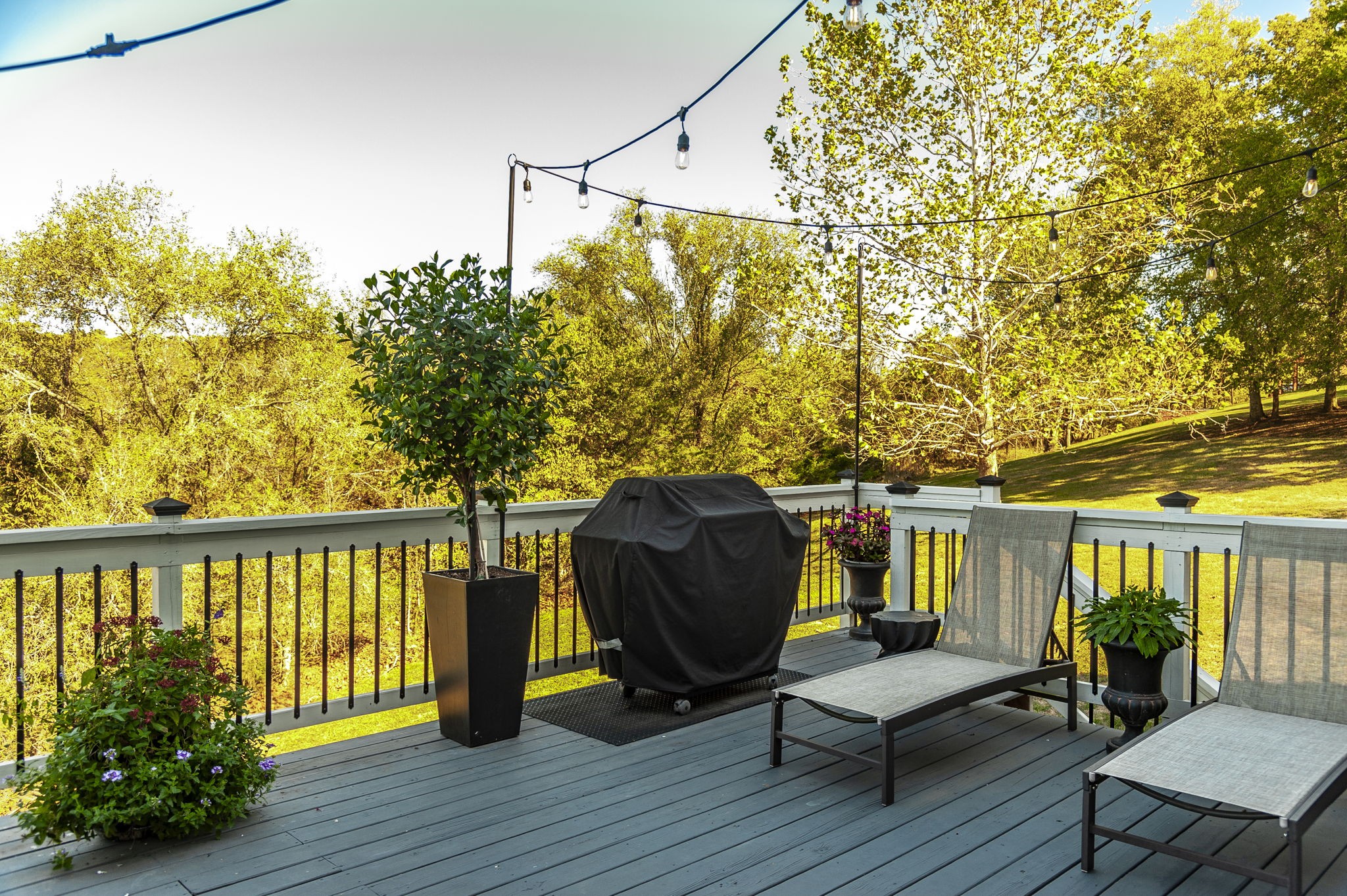 Goodlettsville, Tennessee, 37072, United States, 5 Bedrooms Bedrooms, ,4 BathroomsBathrooms,Residential,For Sale,1974837