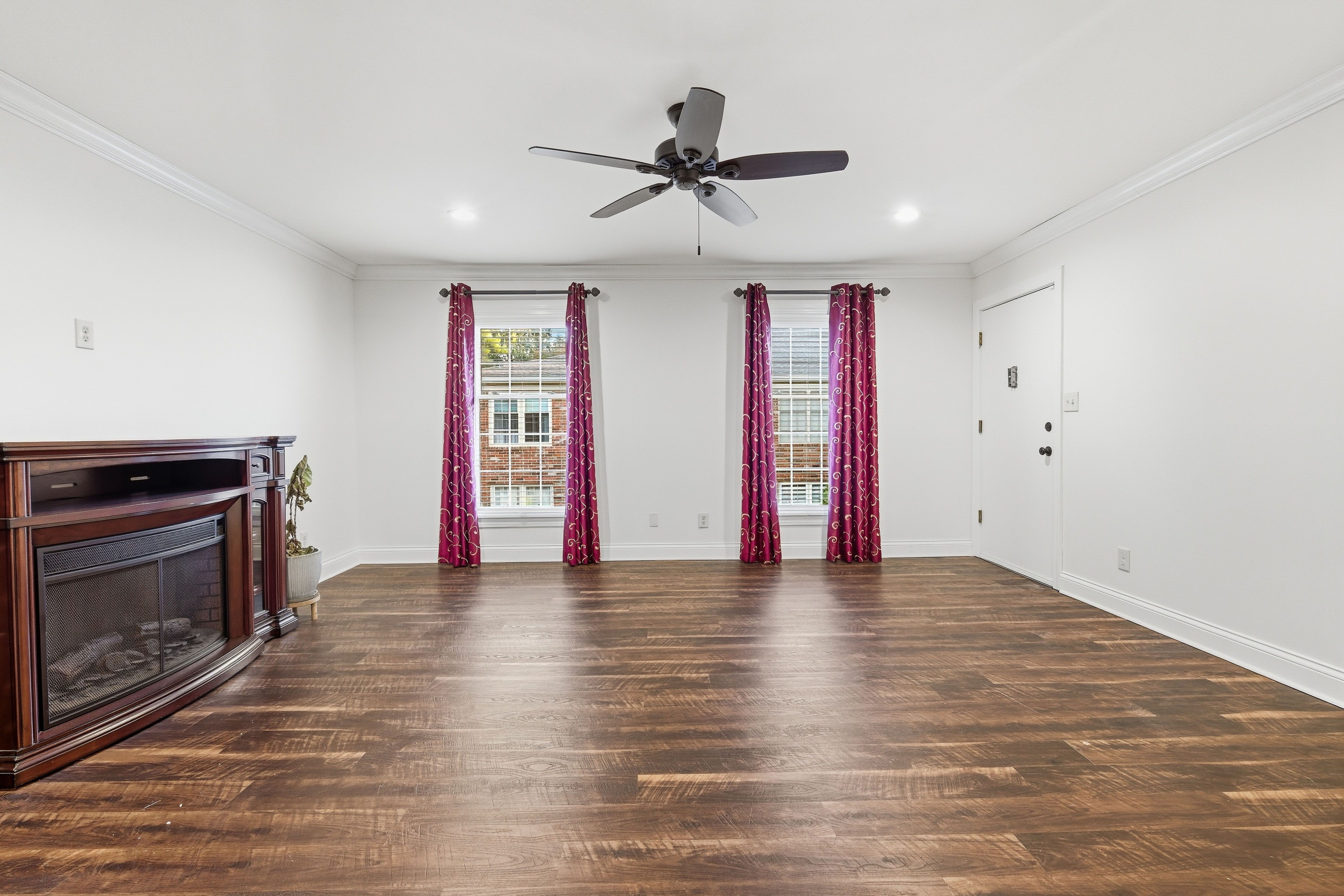  4708 Weybridge Gardens, 104, Louisville, KY 40207 - 物件實景