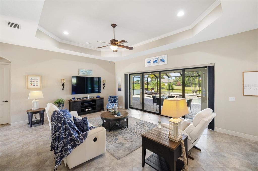 Rotonda West, Florida, 33947, United States, 3 Bedrooms Bedrooms, ,3 BathroomsBathrooms,Residential,For Sale,1940438