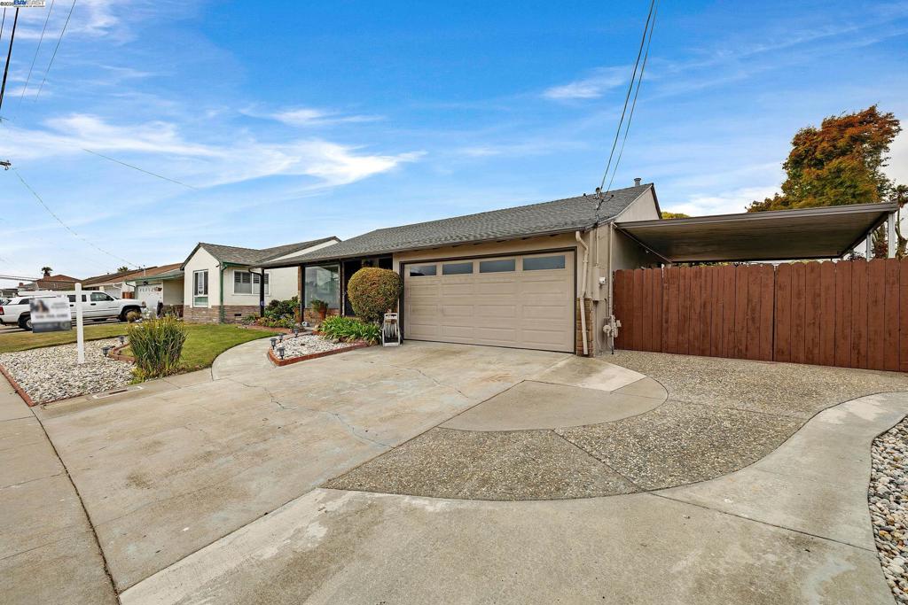 San Leandro, California, 94579, United States, 3 Bedrooms Bedrooms, ,1 BathroomBathrooms,Residential,For Sale,1921969