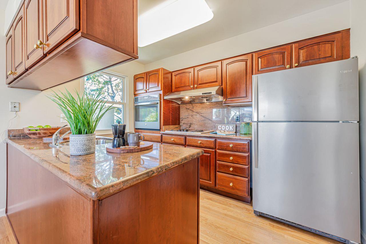 Millbrae, California, 94030, United States, 5 Bedrooms Bedrooms, ,3 BathroomsBathrooms,Residential,For Sale,1938849