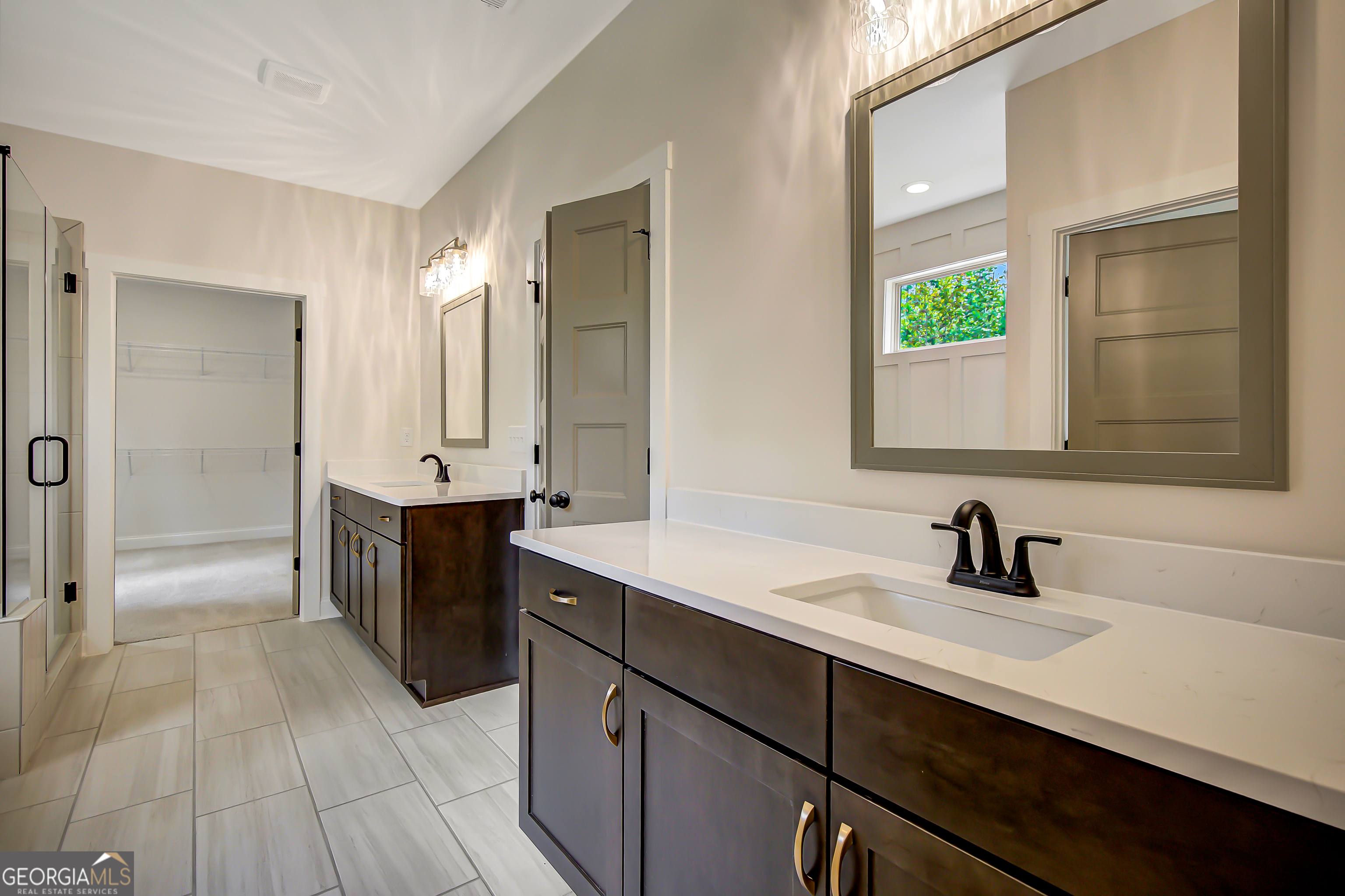 Senoia, Georgia, 30276, United States, 5 Bedrooms Bedrooms, ,4 BathroomsBathrooms,Residential,For Sale,1901806