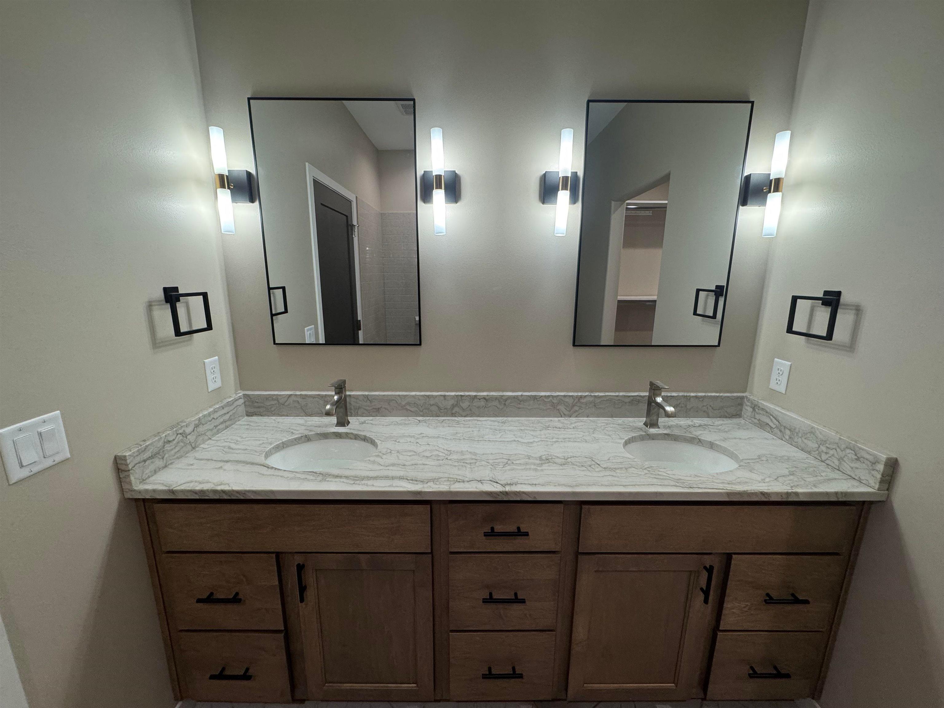 Norfolk, Nebraska, 68701, United States, 4 Bedrooms Bedrooms, ,3 BathroomsBathrooms,Residential,For Sale,1993341