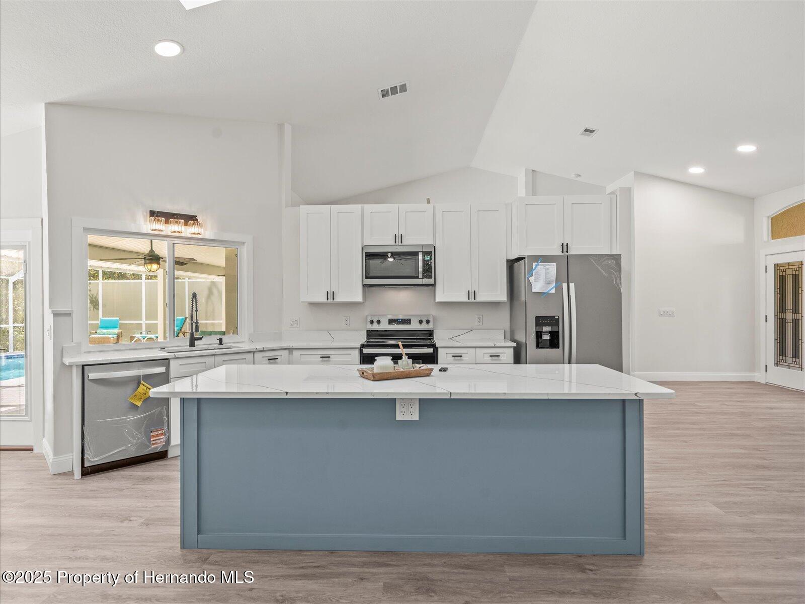 Homosassa, Florida, 34446, United States, 3 Bedrooms Bedrooms, ,3 BathroomsBathrooms,Residential,For Sale,1939806